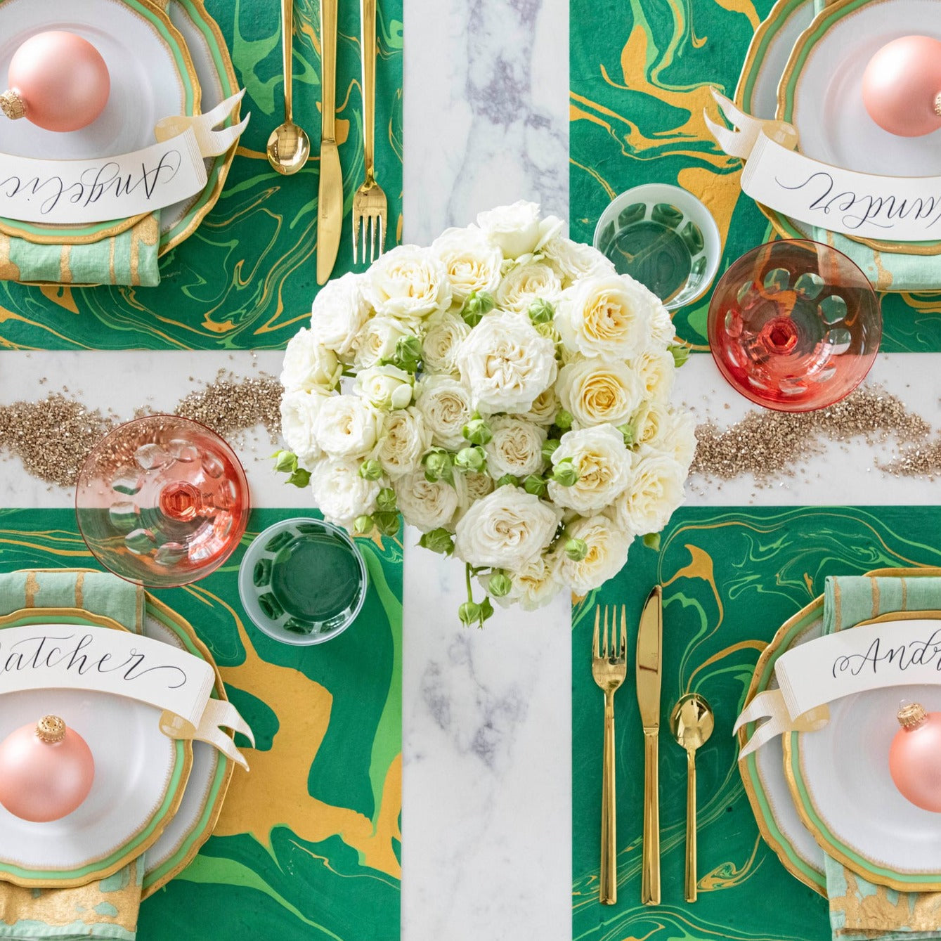 Eco-Friendly Green & Gold Vein Marbled Placemat Set - Waterproof & Heat-Resistant for Dining Table Decor, Party, and Home Decor