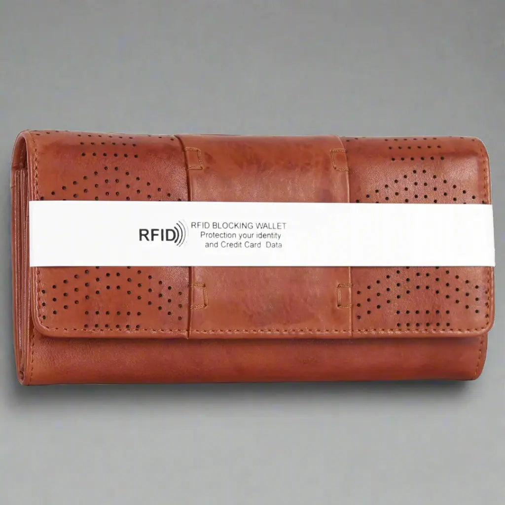 MET Women's Wallet - Slim RFID Blocking Leather Wallet with Multiple Card Slots - Perfect for Everyday Use, Travel & Gift Giving