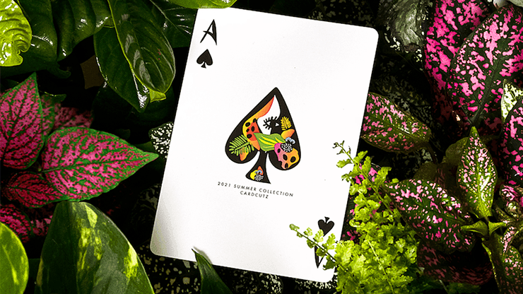 Premium Gilded Jungle-Themed Playing Cards - Elegant Gold Foil Deck for Poker, Magic Tricks & Collectibles - Perfect for Game Nights, Gifts & Cardistry