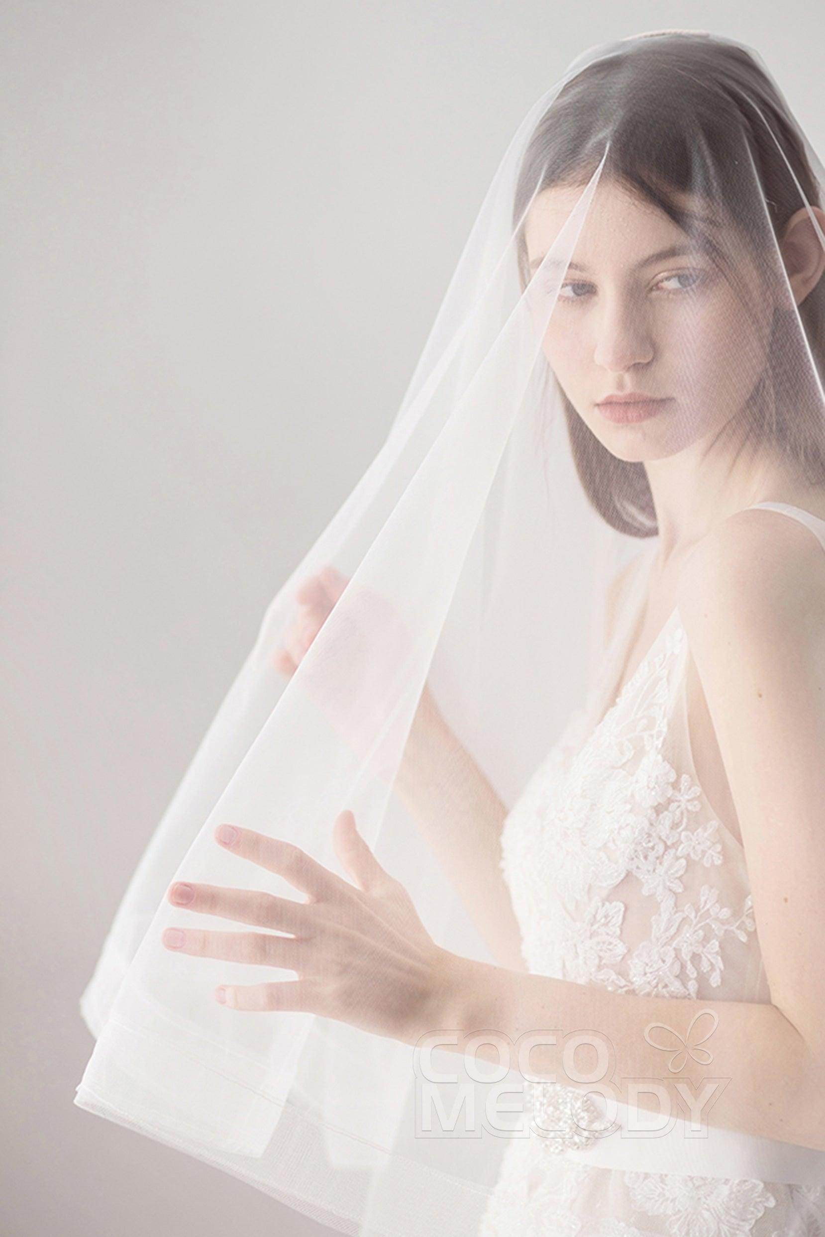 Elegant Two-Tier Tulle Hip Veil - AV18025 | Perfect for Weddings, Bridal Showers & Formal Events