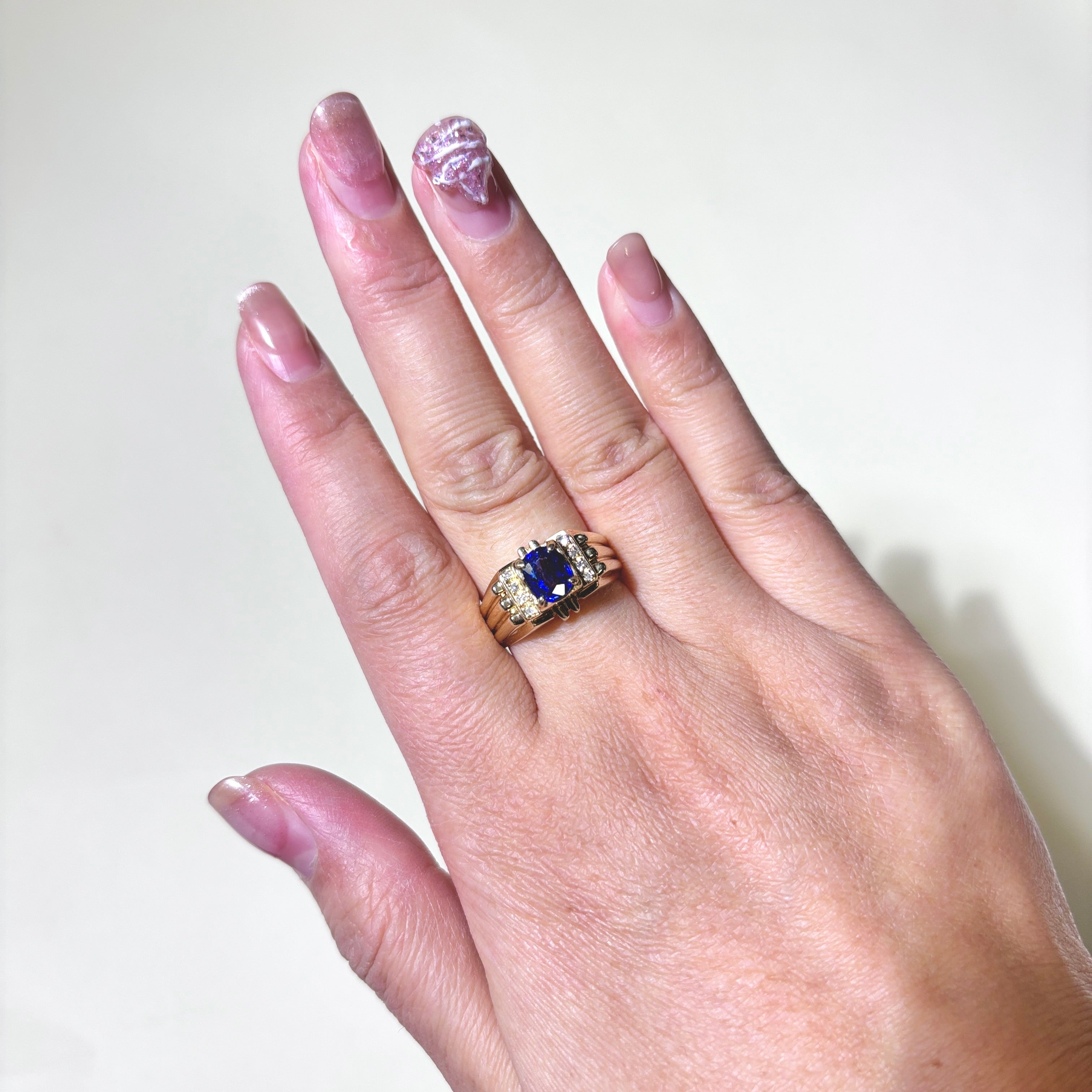 14K Yellow Gold Sapphire and Diamond Cocktail Ring - 1.17ct Natural Sapphire with 0.05ctw Diamonds - Size 8 - Elegant Statement Jewelry for Parties, Weddings & Special Occasions