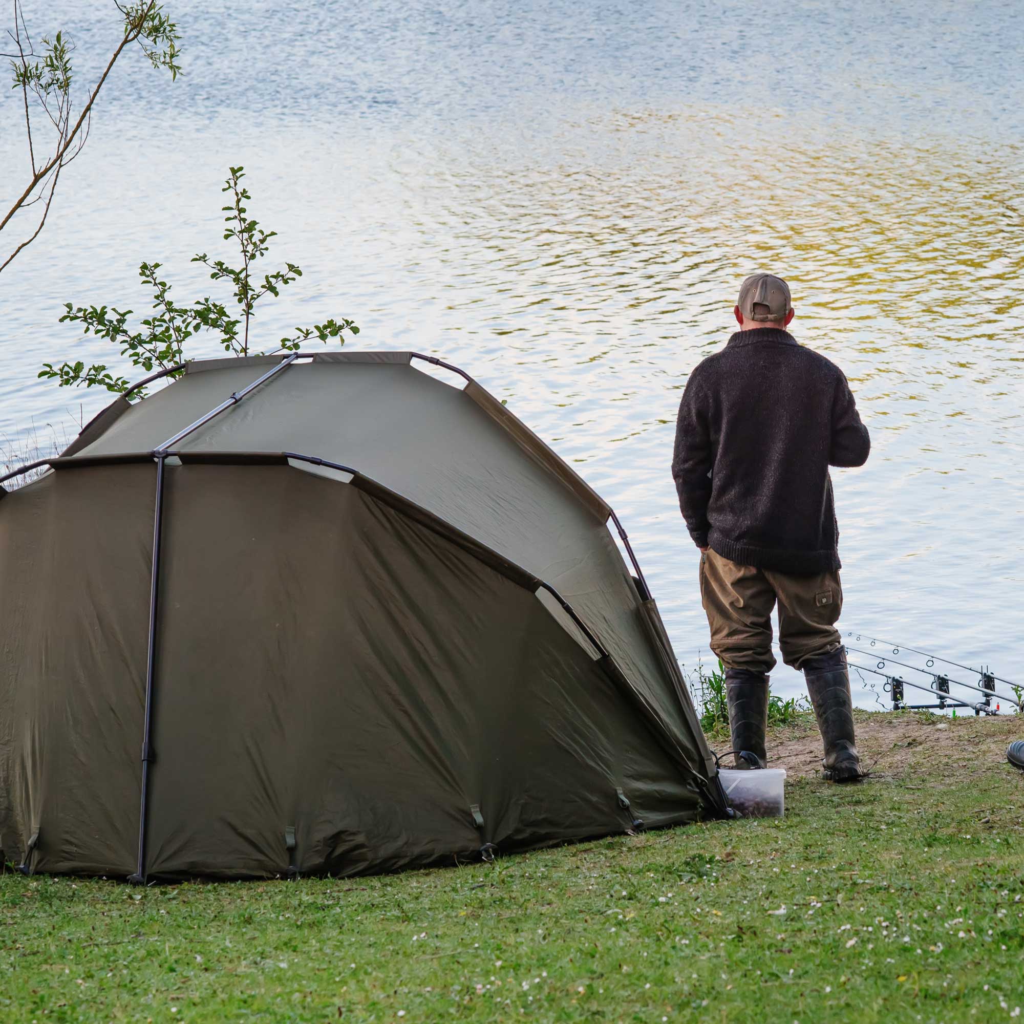 2 Person Fishing Bivvy Tent with UV Protection - Quick Assembly Pre-Threaded Poles DL76 for Camping & Outdoor Fishing Shelter