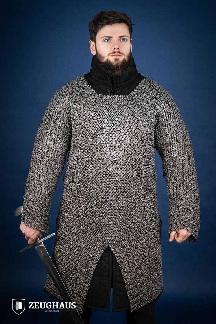 8mm Steel Oiled Round Ring Riveted Chainmail Hauberk - Medieval Armor for LARP, Cosplay & Historical Reenactment
