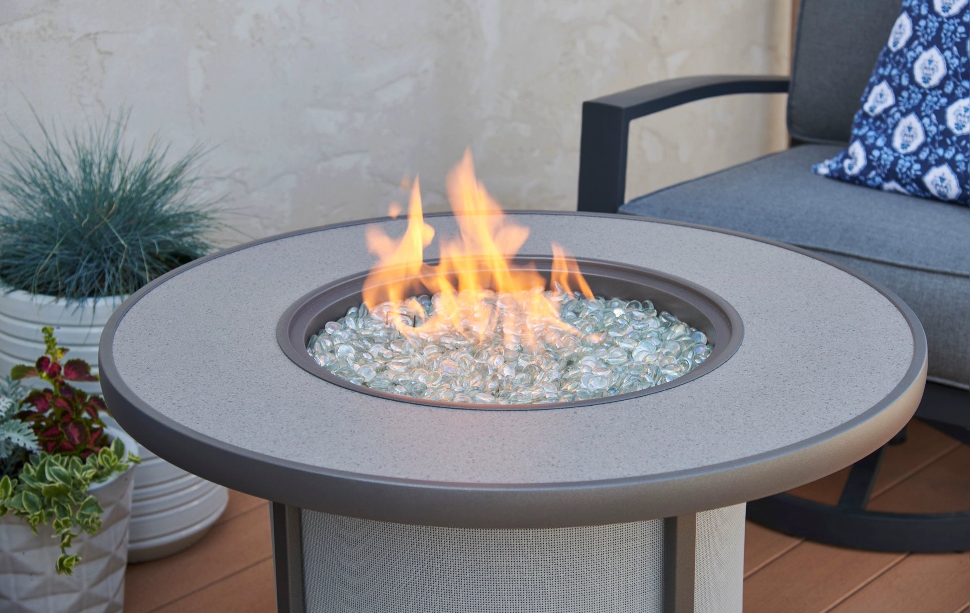 The Outdoor Greatroom Company Stonefire Round Gas Fire Pit Table - Outdoor Patio Heater for Backyard, Deck, and Garden Gatherings