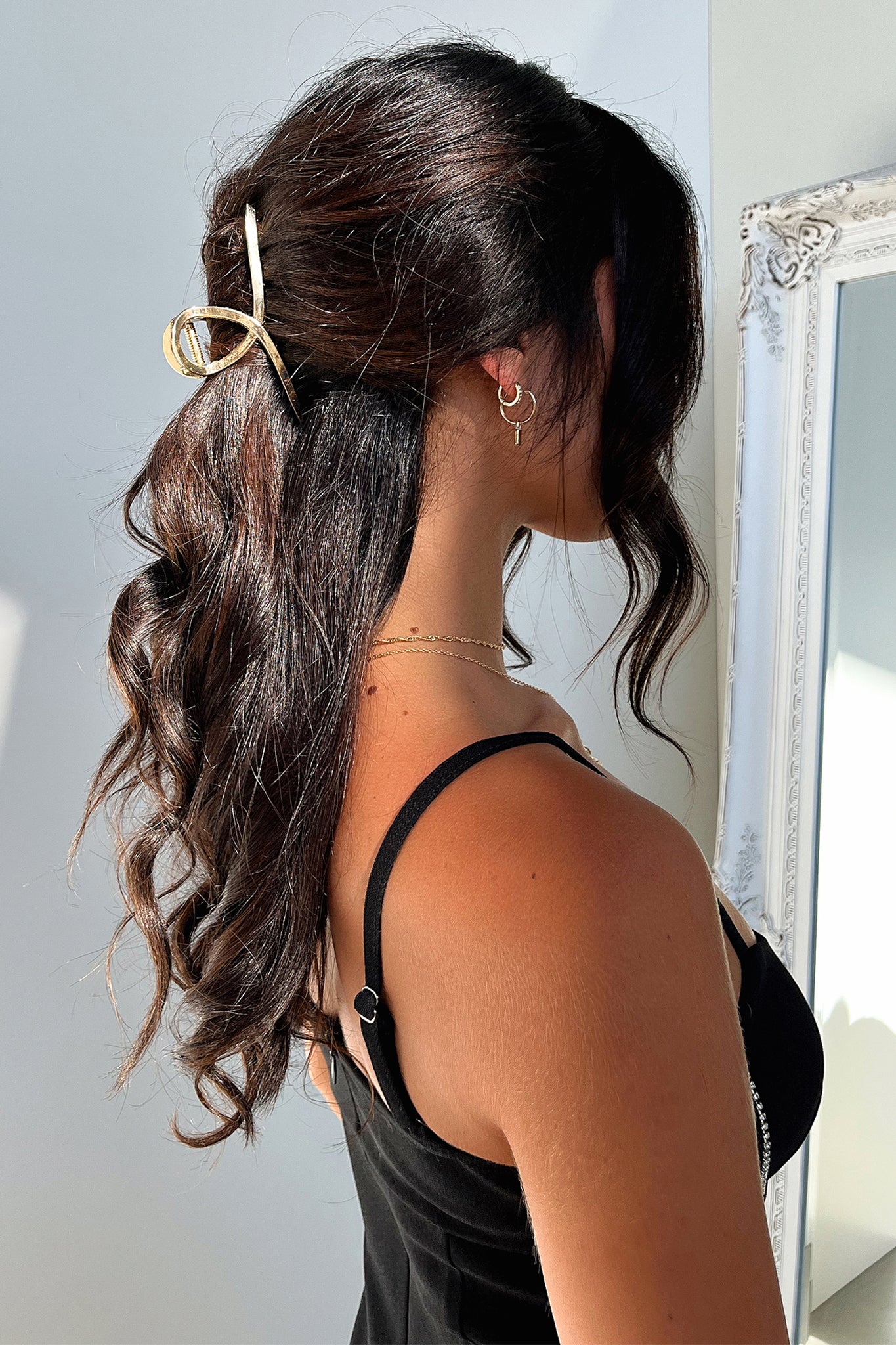 Liani Gold Hair Claw Clip for Women - Strong Hold Hair Clips for Thick Hair, Perfect for Ponytails, Buns & Updos - Elegant Hair Accessories for Daily Use, Work, Parties & Special Occasions