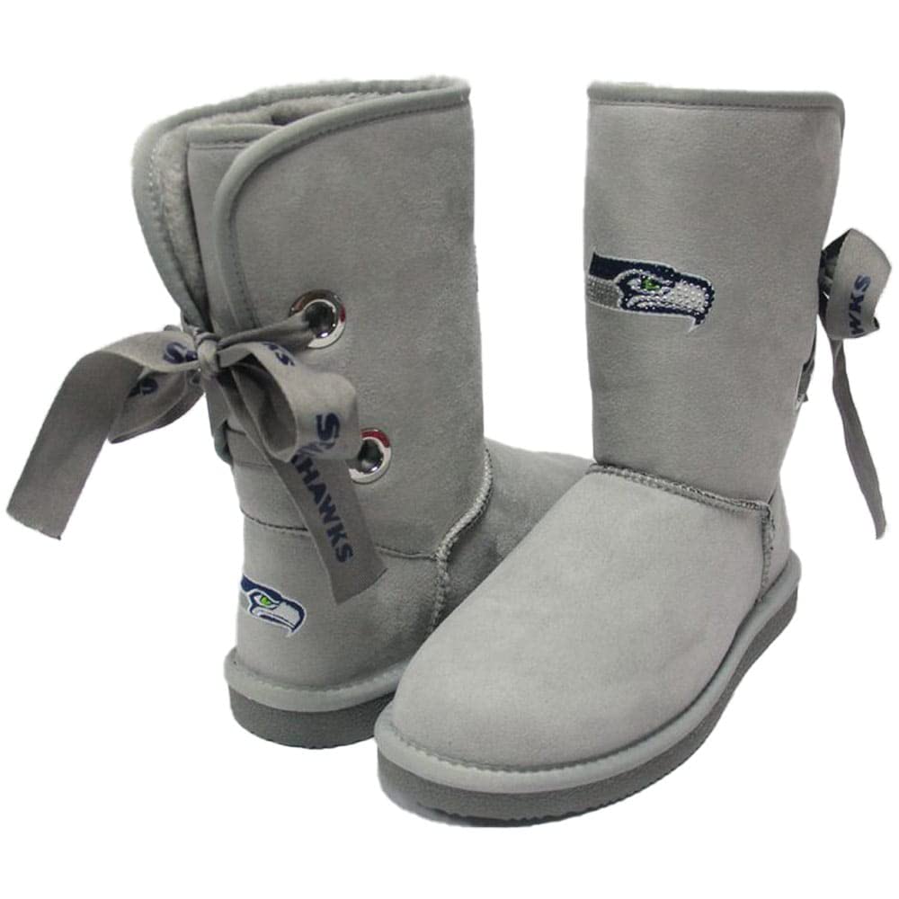 Cuce Women's NFL Champion Ribbon Boots - Football Team Logo Winter Snow Boots for Women, Comfortable Warm Slip-Resistant Shoes - Perfect for Game Day, Tailgating & Winter Outdoor Activities
