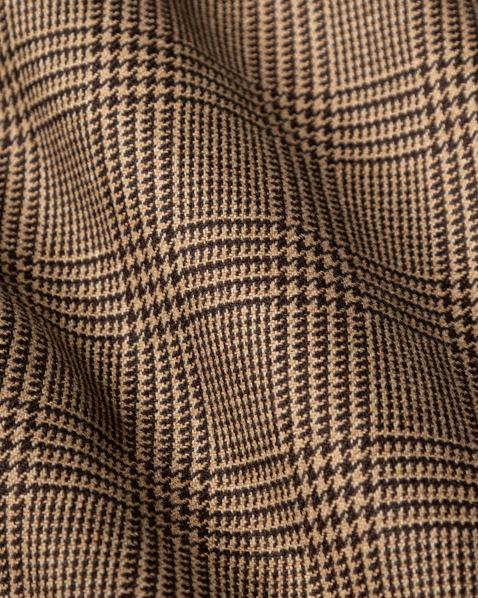 Premium Cashmere Loafer Jacket for Men - Soft Acorn Glen Plaid Pattern - Ideal for Office Wear, Business Meetings & Smart Casual Outfits