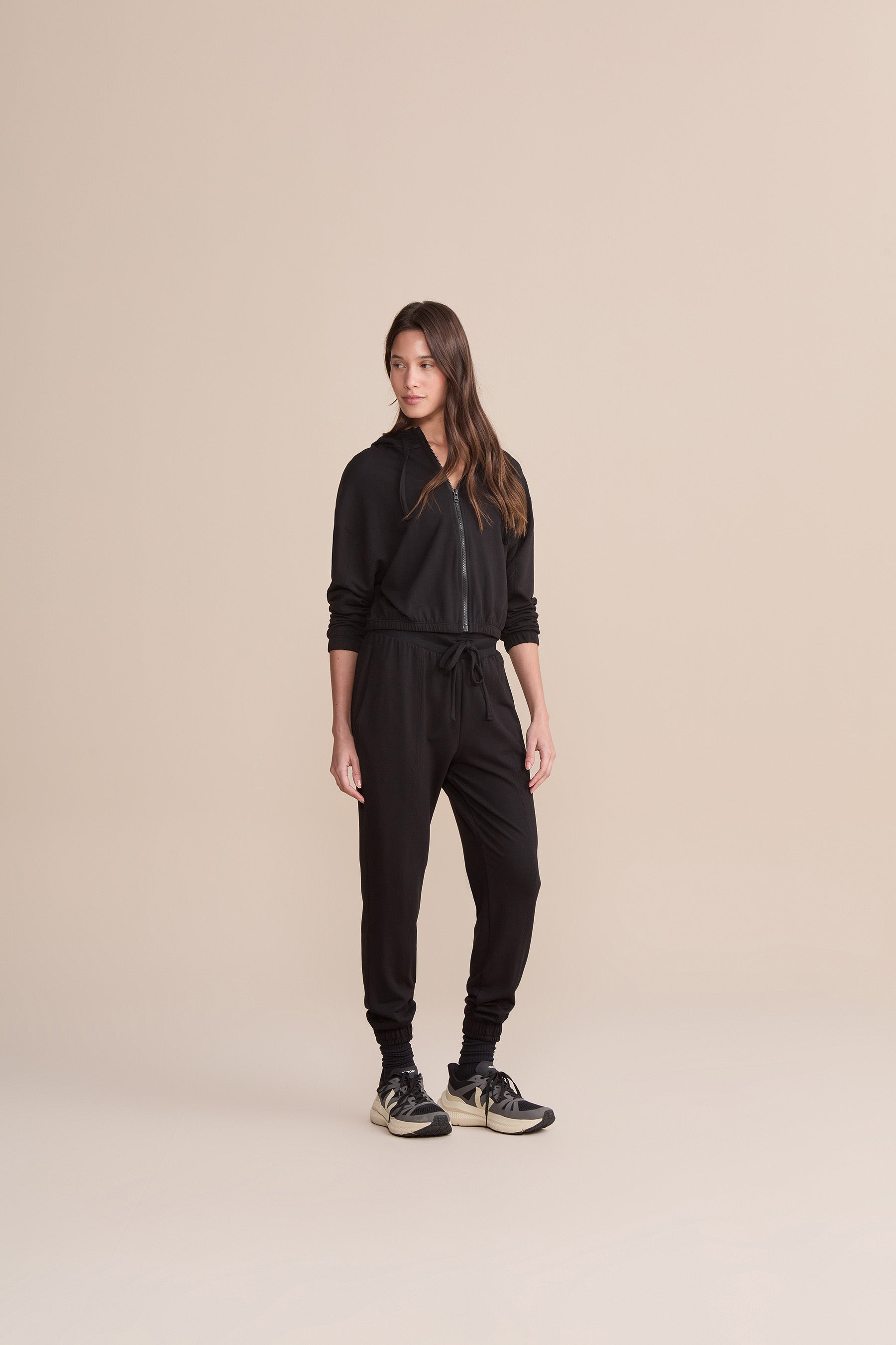 Stylish Urban Fleece Jogger Pants for Men & Women - Comfortable Winter Running Sweatpants with Pockets | Perfect for Gym, Lounge & Outdoor Activities