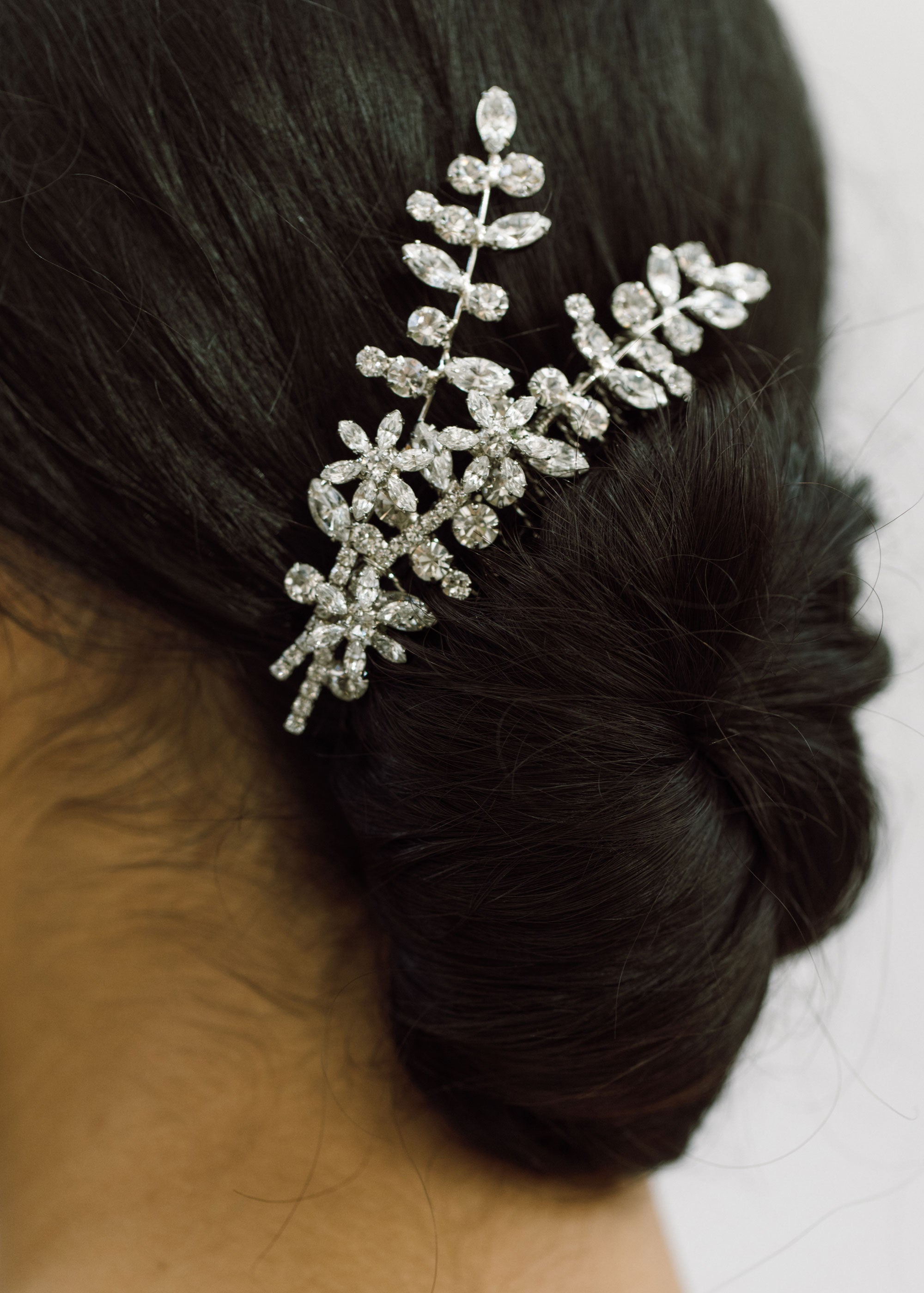 Elissa Crystal Hair Comb - Elegant Rhinestone Bridal Hair Accessory for Weddings, Prom & Special Occasions