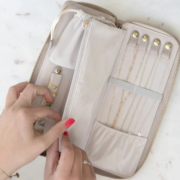 Premium Jewelry Roll Organizer - Travel Jewelry Case with Multiple Pockets for Necklaces, Rings & Earrings - Perfect for Travel, Gifts & Storage