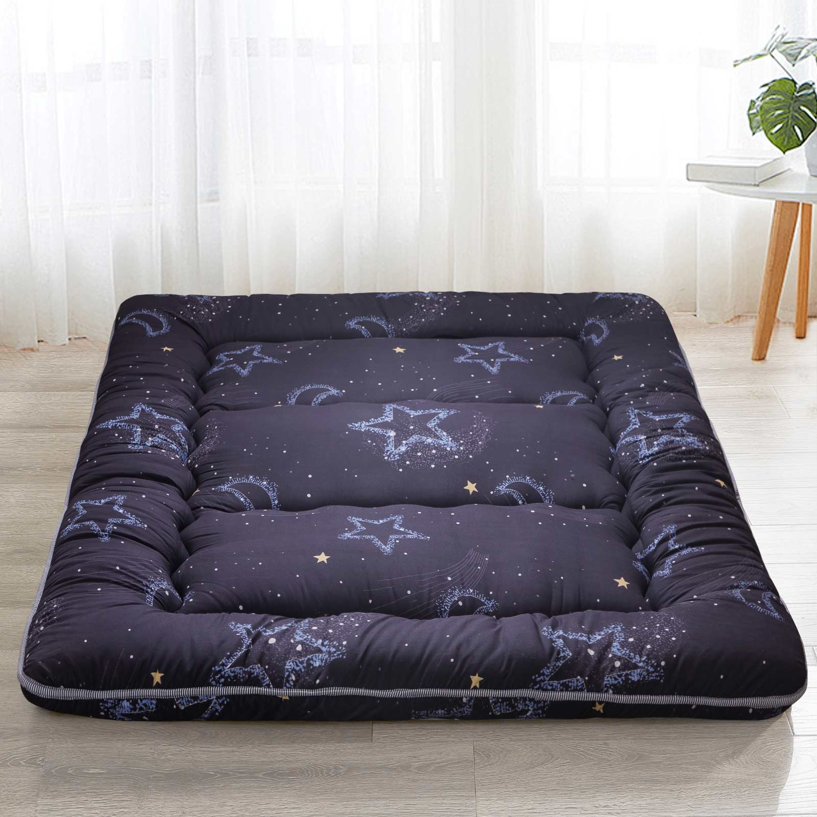 MAXYOYO Japanese Futon Mattress with Moon and Star Design - Foldable Floor Sleeping Mat for Guest Bed, Dorm Room, or Meditation Space