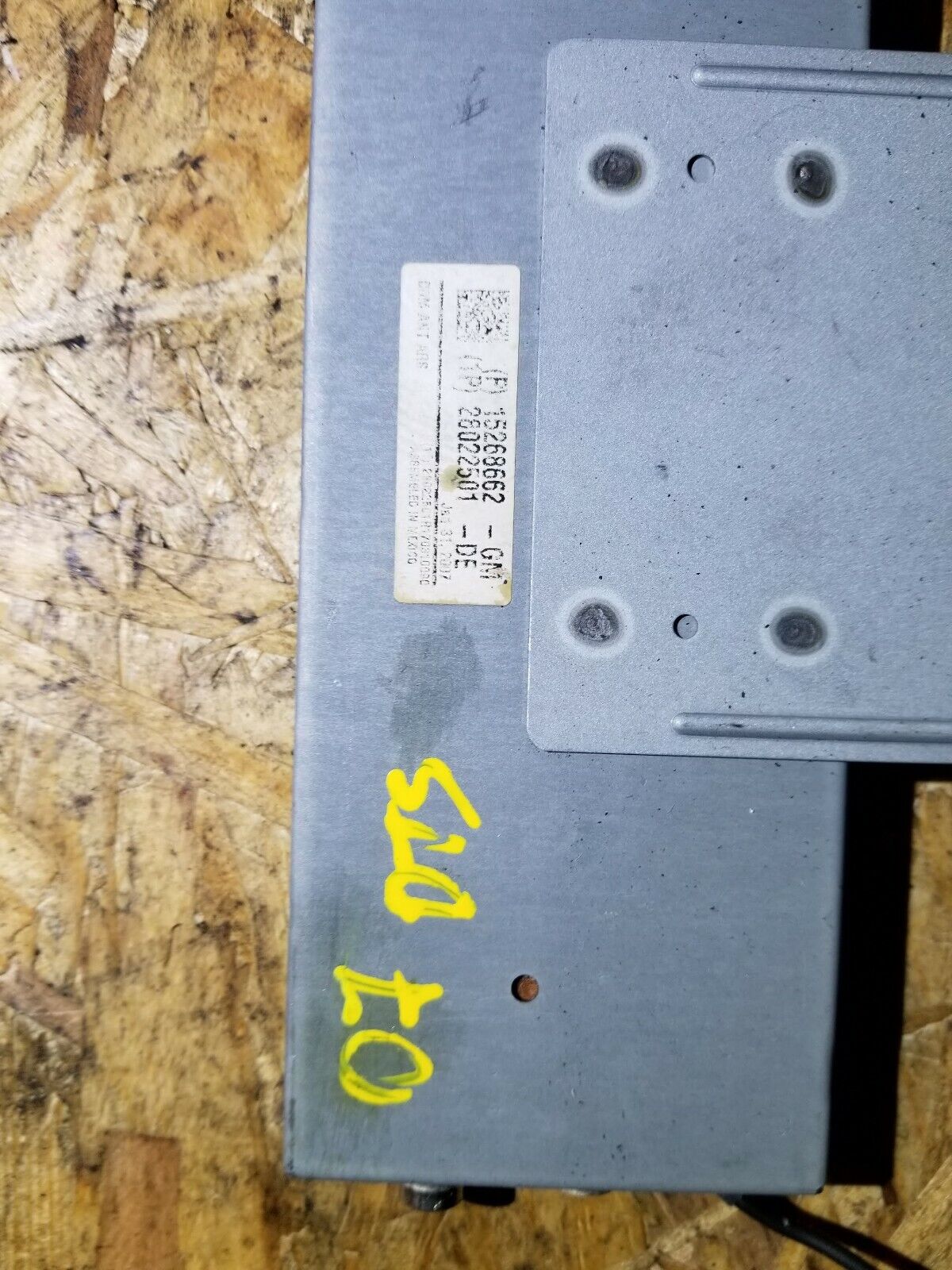 2006-2011 Cadillac DTS Radio Antenna Control Module 1526866 OEM Replacement - Perfect for Car Audio System Upgrades & DIY Repairs
