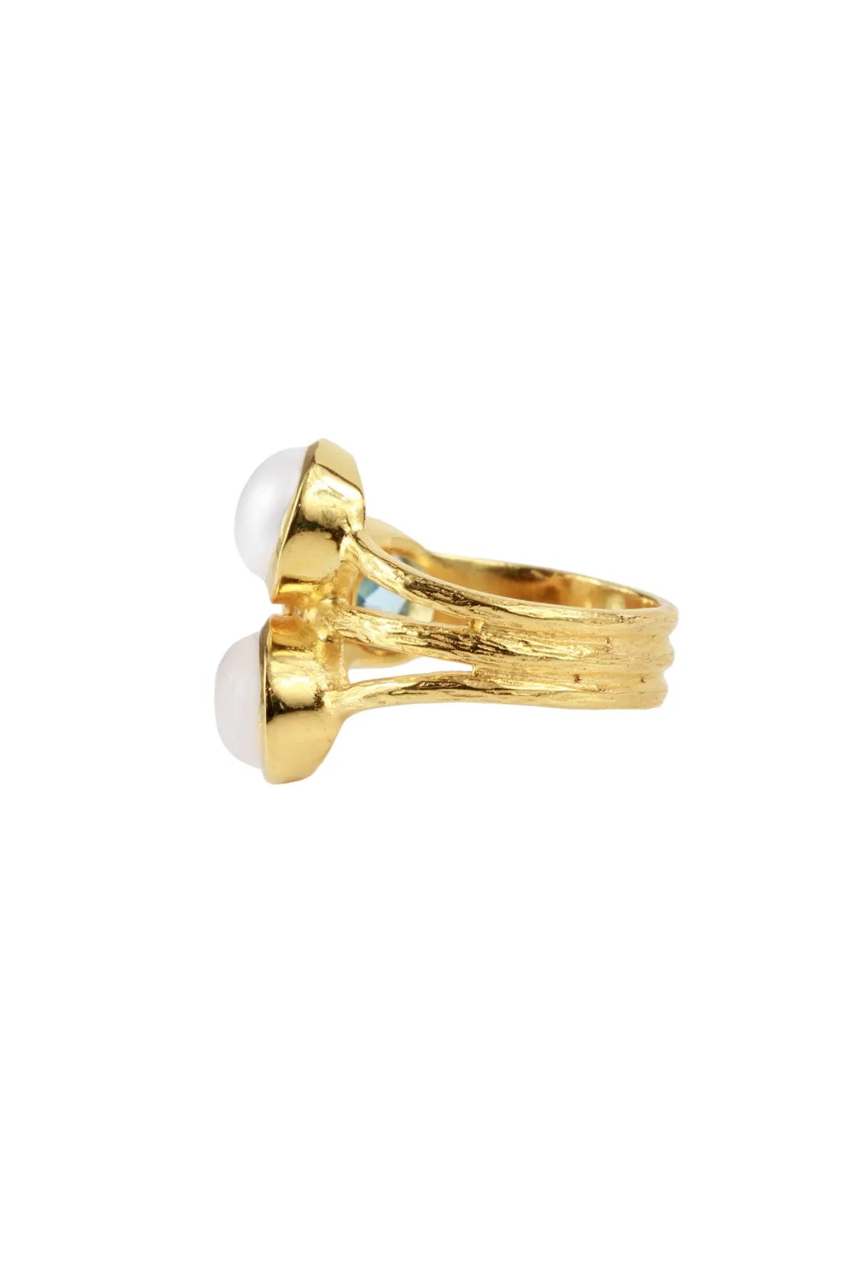 Triple Stone Ring for Women - Elegant 3 Stone Engagement & Wedding Band - Perfect for Proposals, Anniversaries, and Special Occasions