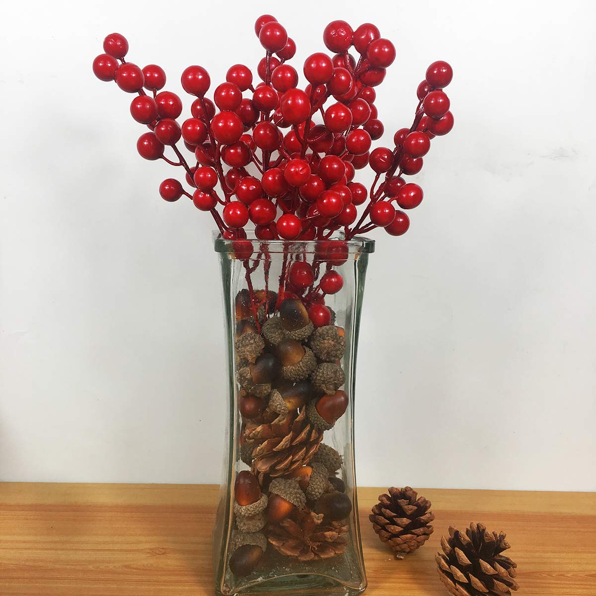 24 Pcs Artificial Christmas Berries Stems - Red Berry Branches for Holiday Tree Decorations, DIY Crafts, Wreaths and Festive Home Decor (Perfect for Christmas, Winter Weddings & Seasonal Centerpieces)
