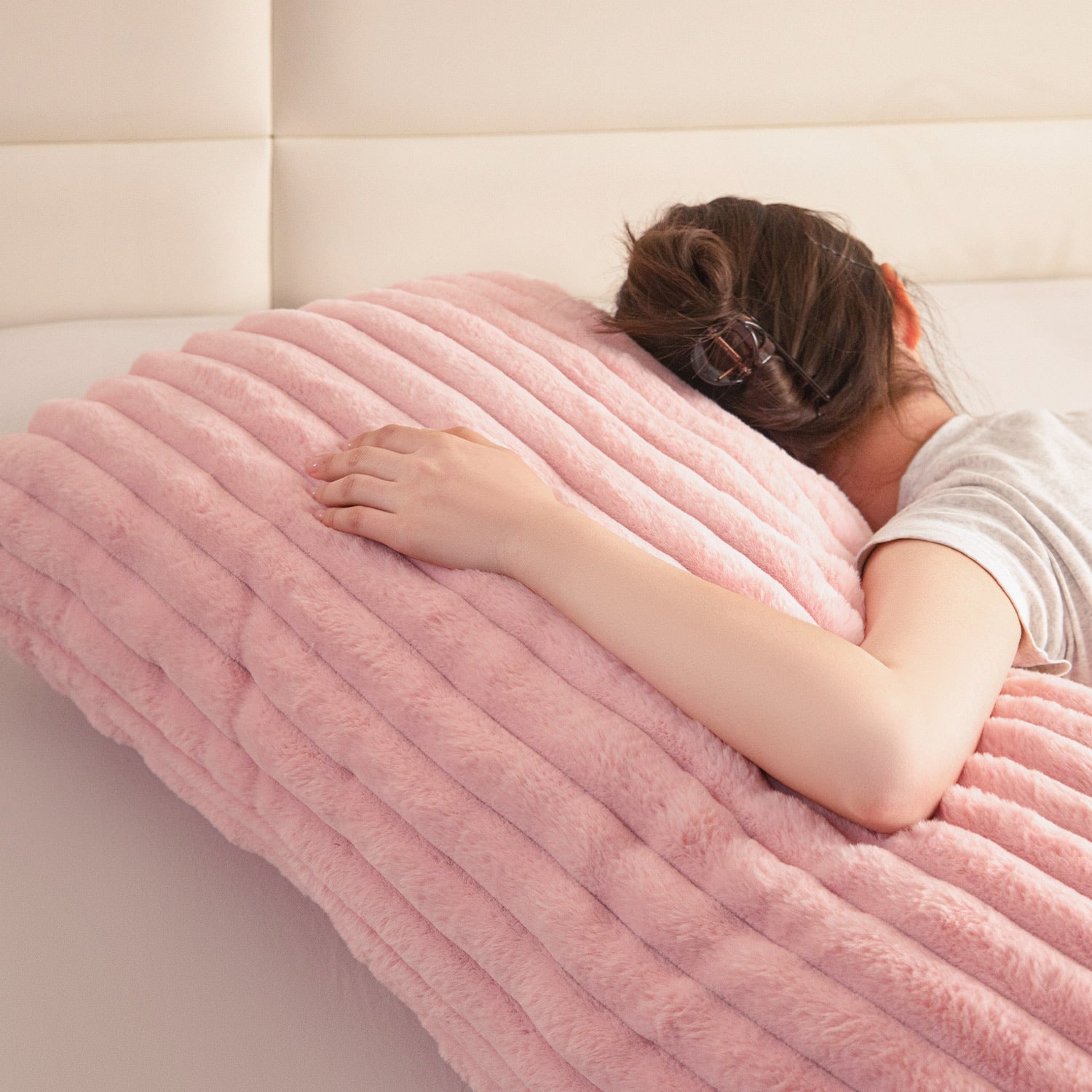 MAXYOYO Ultra Soft Striped Faux Fur Body Pillow - 20x54 Inch Long Hugging Pillow for Adults, Pink - Perfect for Side Sleepers, Pregnancy Support & Couch Lounging
