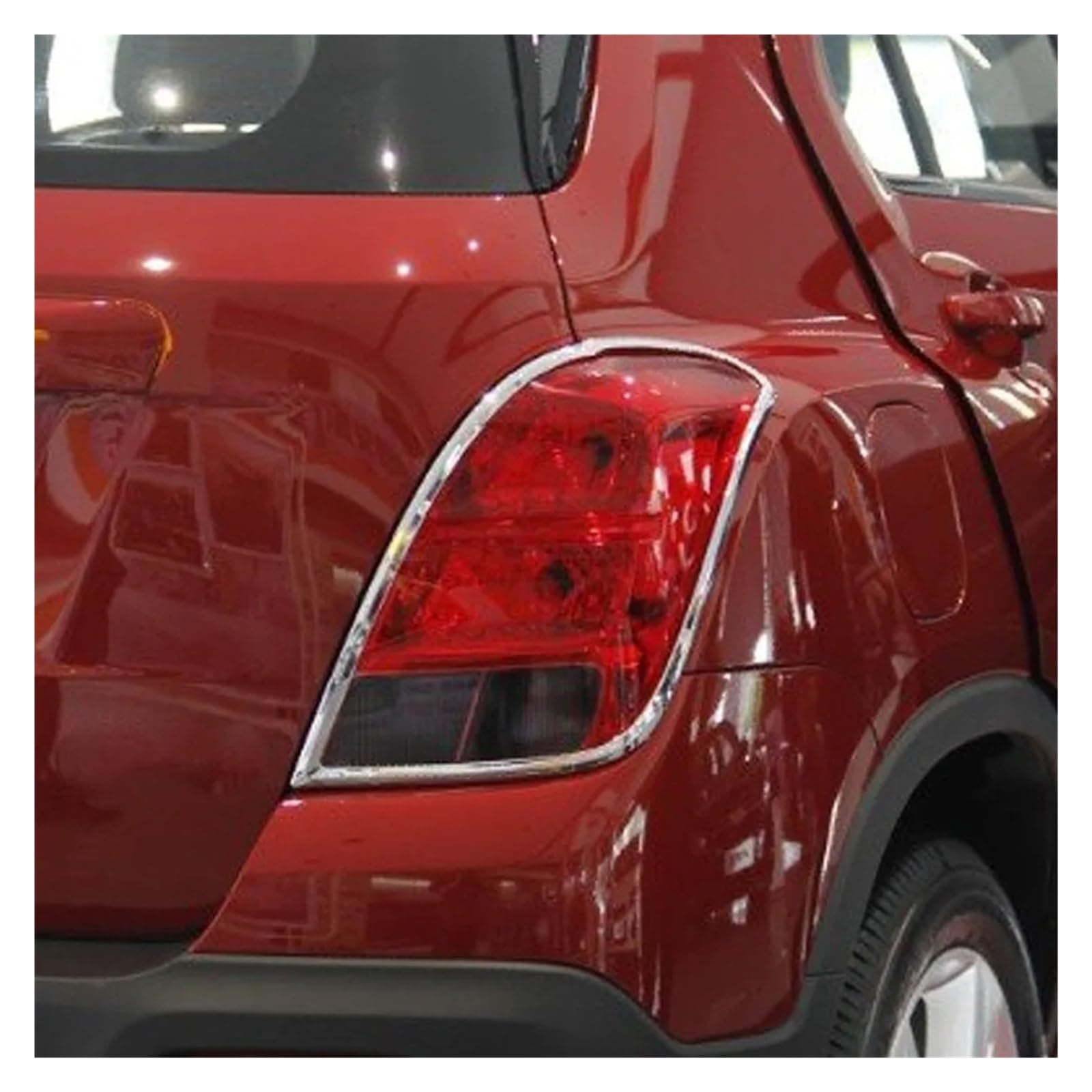 Chevrolet Trax 2014-2018 Rear Tail Light Lamp Cover ABS Chrome Trim (2pcs) - Style 1 | Durable Detector Frame & Switch | Perfect for Car Customization & Replacement Parts
