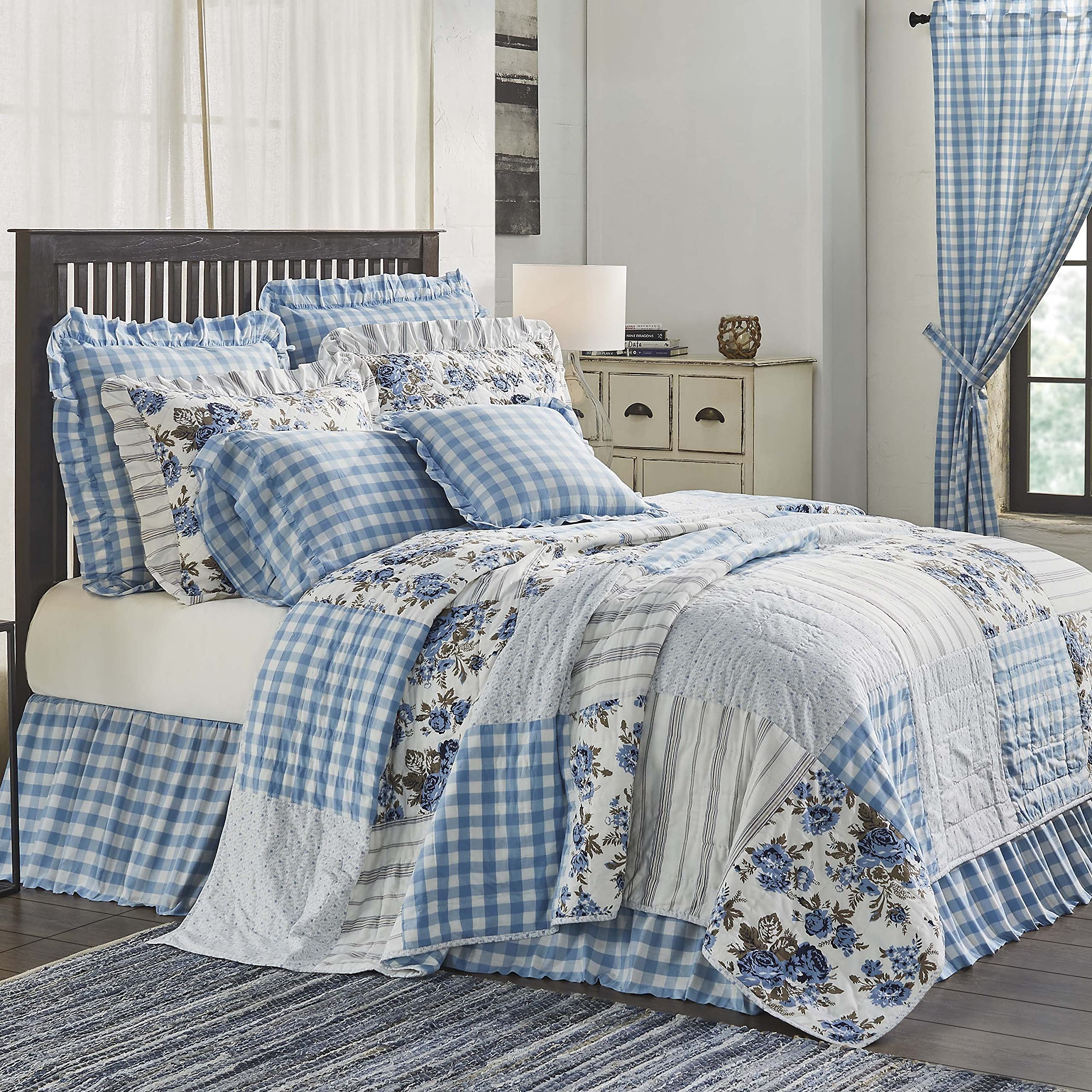 Annie Blue Floral Patch Twin Quilt 68x86 Inches - Soft Cotton Bedspread for Girls' Room, Dorm Decor & Cozy Bedding - Perfect for Twin Beds, Daybed Cover or Decorative Throw