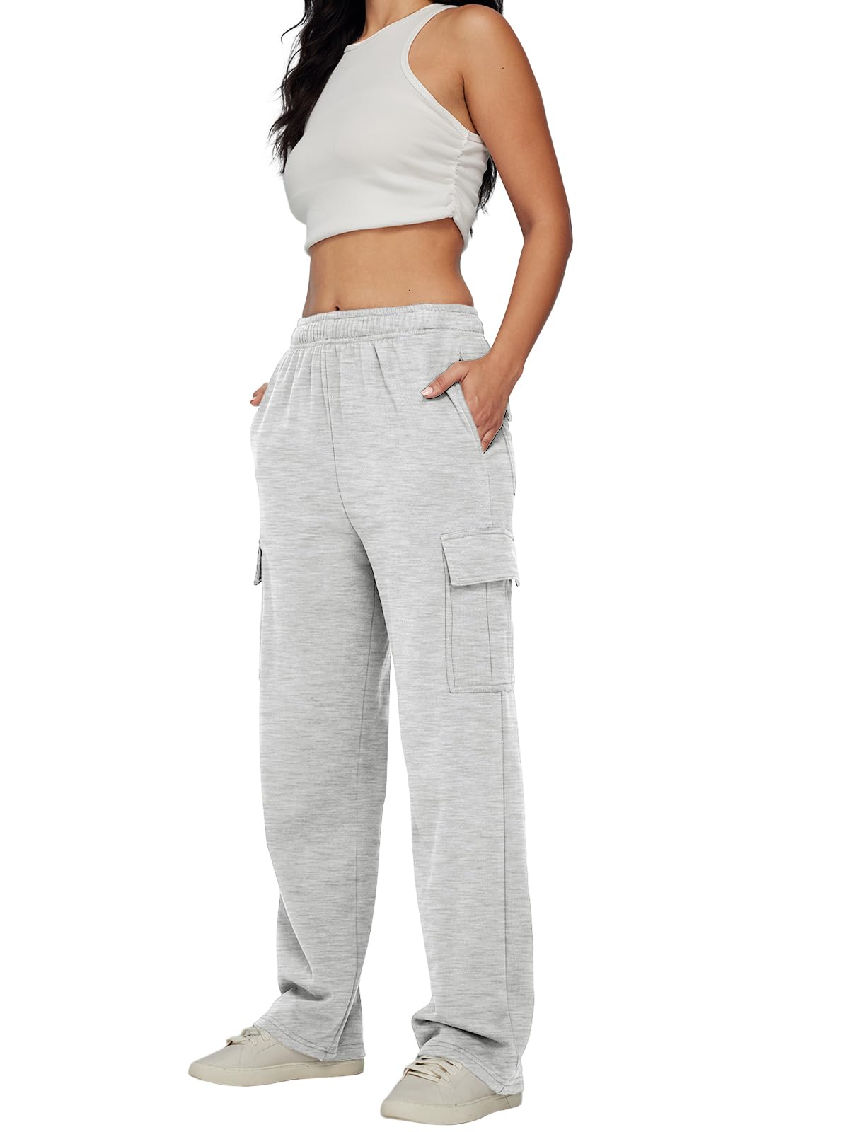 Trendy Queen Women's High Waisted Fleece Cargo Sweatpants - Wide Leg Baggy Winter Pants with Pockets for Casual Wear & Outdoor Activities