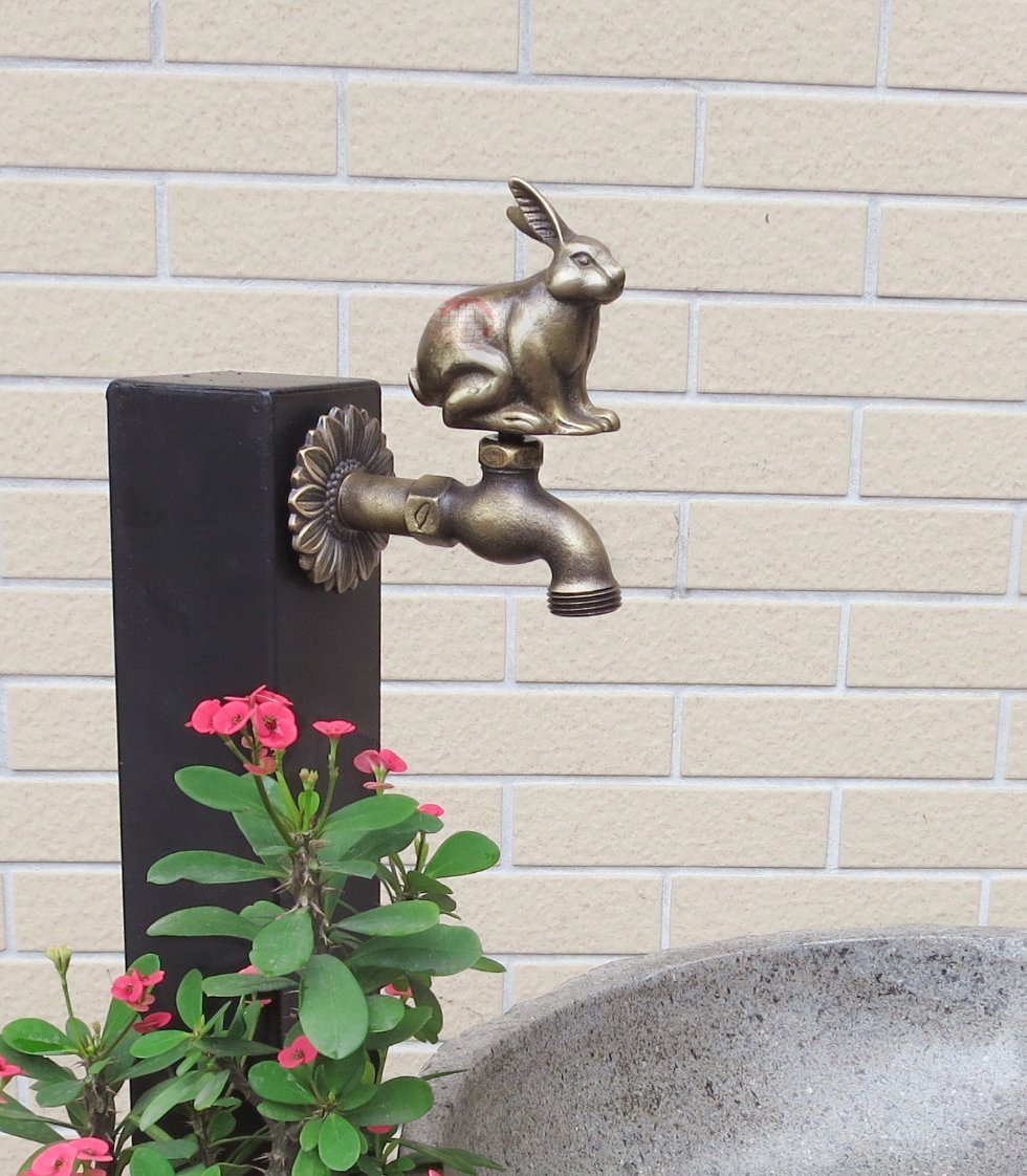 Premium Brass Rabbit Garden Faucet - Outdoor Water Spigot with Vintage Design - Perfect for Garden, Yard, and Patio Use