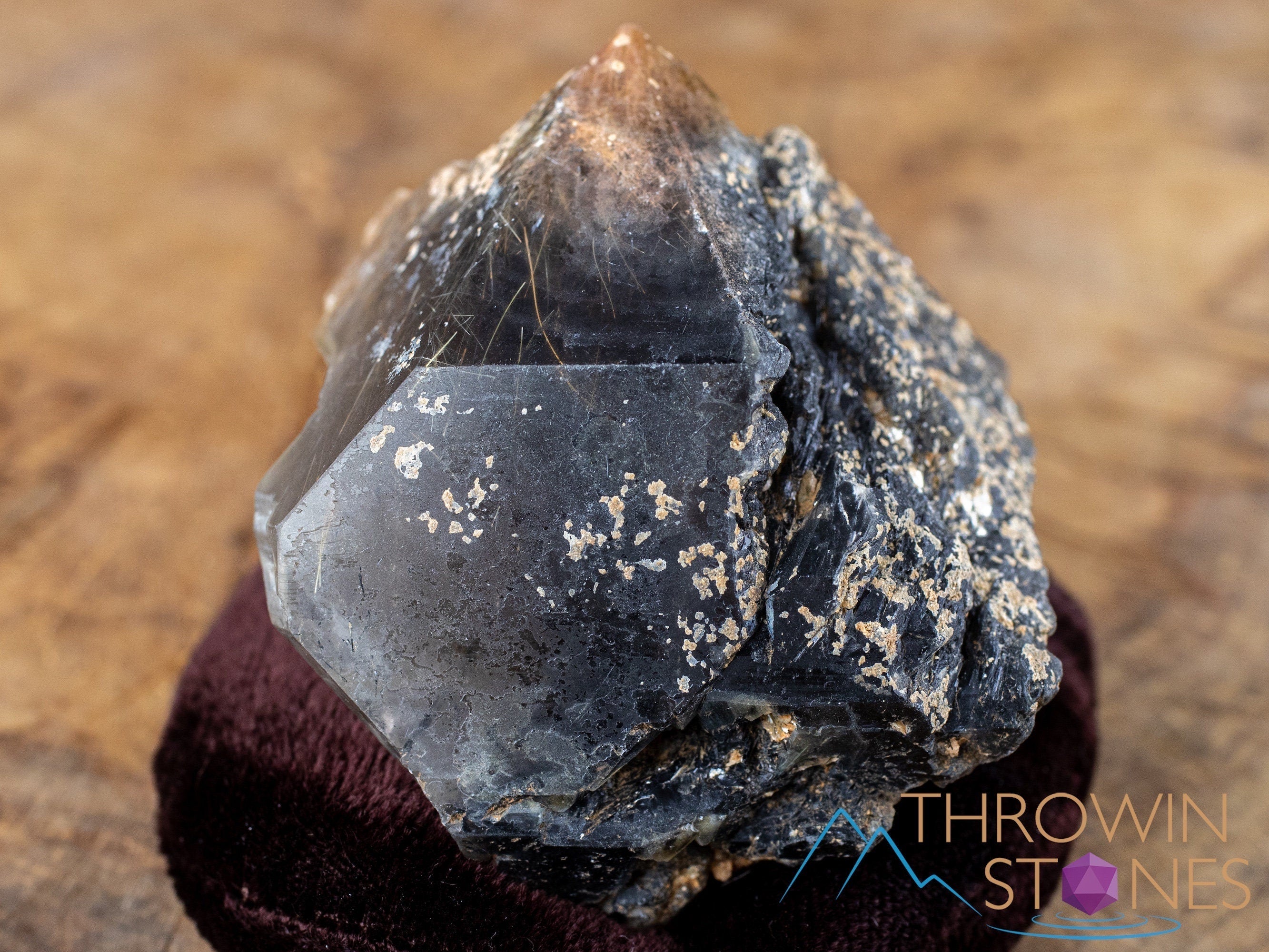 Natural QUARTZ Raw Crystal with Riebeckite, Rutile & Aegirine - Healing Stones Collection for Home Decor, Housewarming Gift & Spiritual Healing - Perfect for Meditation, Yoga & Energy Cleansing