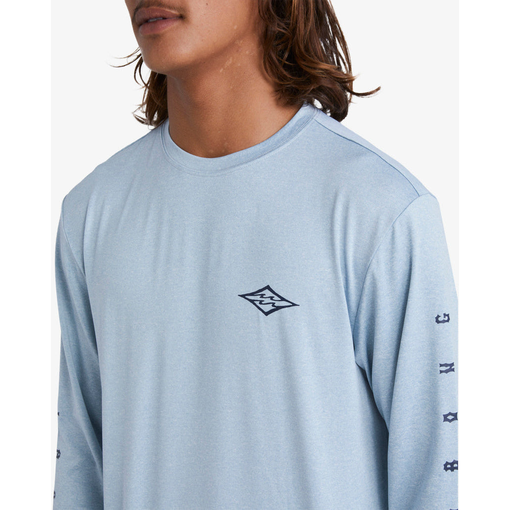 Billabong Unity Loose Fit Long Sleeve Men's Rash Guard Surf Shirt - UPF 50+ Sun Protection, Quick Dry Swim Shirt for Surfing, Swimming & Beach Activities (Smoke Blue Heather)