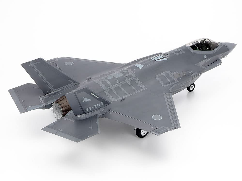 TAMIYA Lockheed Martin F-35A Lightning II 1/48 Scale Plastic Model Kit - Military Aircraft Model Building for Collectors & Hobbyists - Perfect for Display, Gifts & Aviation Enthusiasts