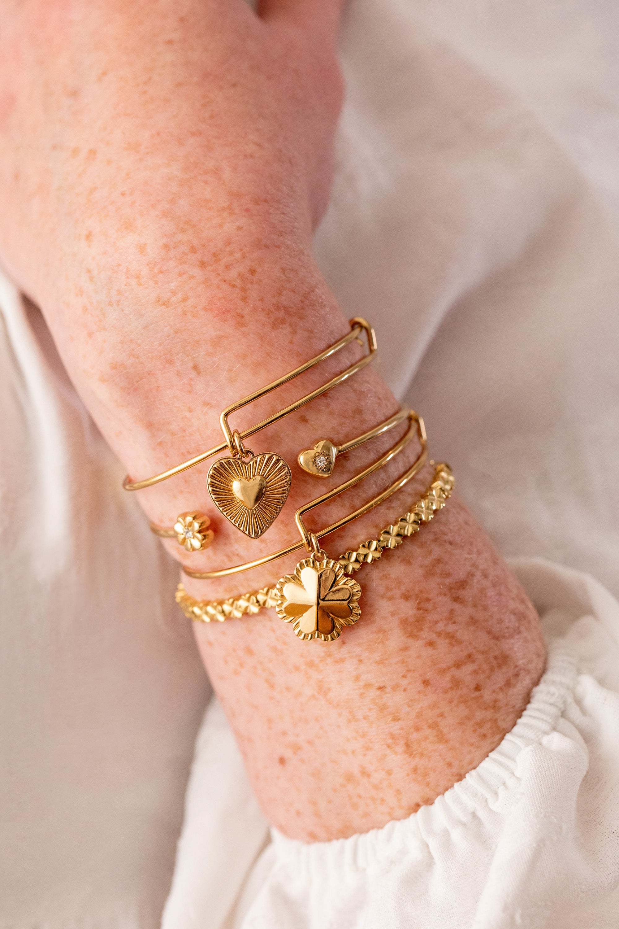 Lucky Four Leaf Clover Charm Bangle Bracelet for Women - Elegant Irish Jewelry Gift for St. Patrick's Day, Birthday & Good Luck Charm