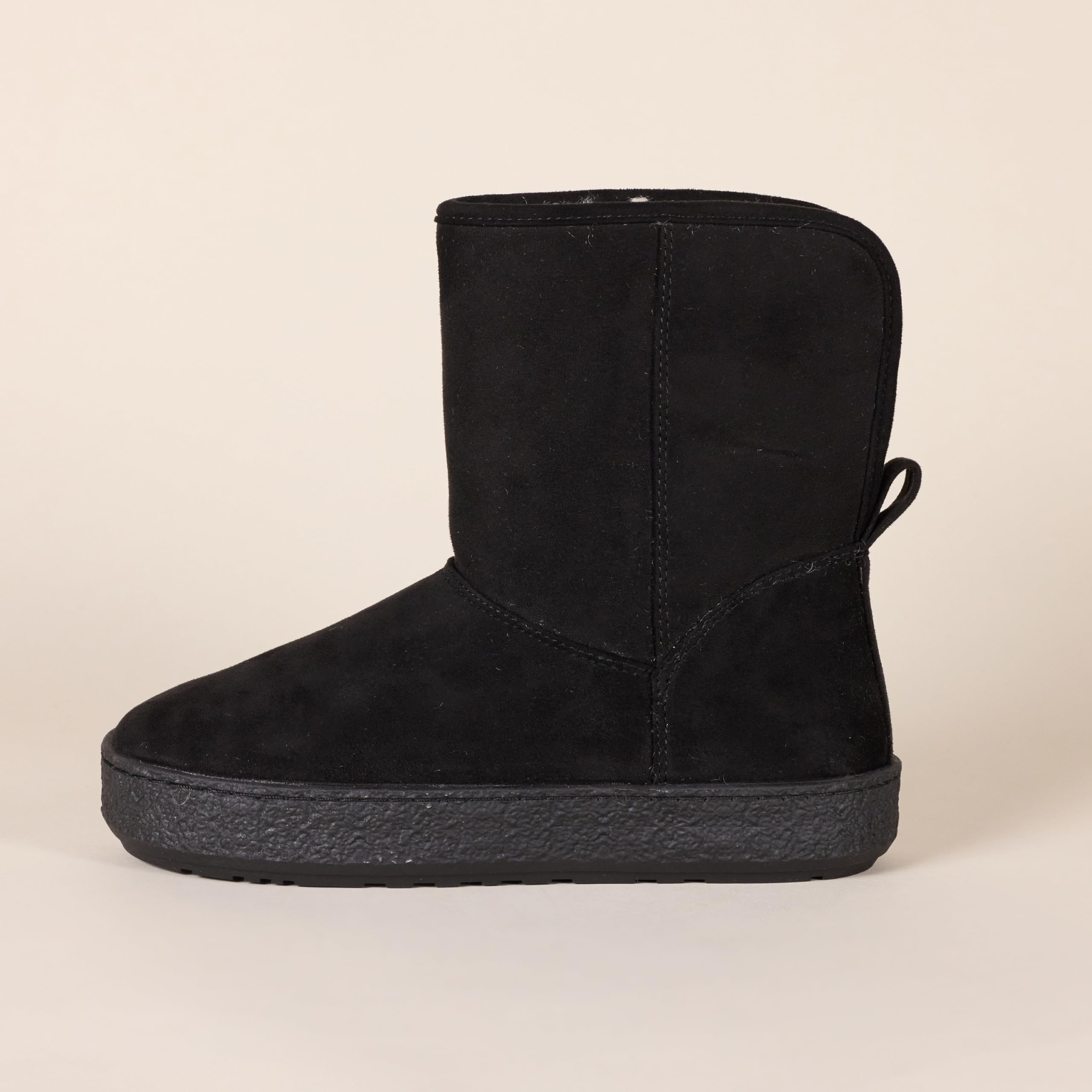 Amazon Essentials Women's Shearling Boots - Warm Winter Ankle Boots with Soft Faux Fur Lining, Comfortable Slip-On Design for Casual Outfits & Cold Weather Fashion