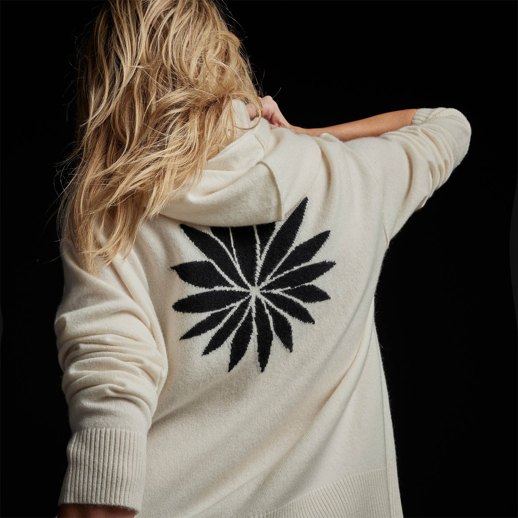Agave Graphic Hoodie for Men & Women - Soft Cotton Pullover Sweatshirt with Stylish Print, Ivory/Black - Perfect for Casual Wear, Street Fashion & Outdoor Activities