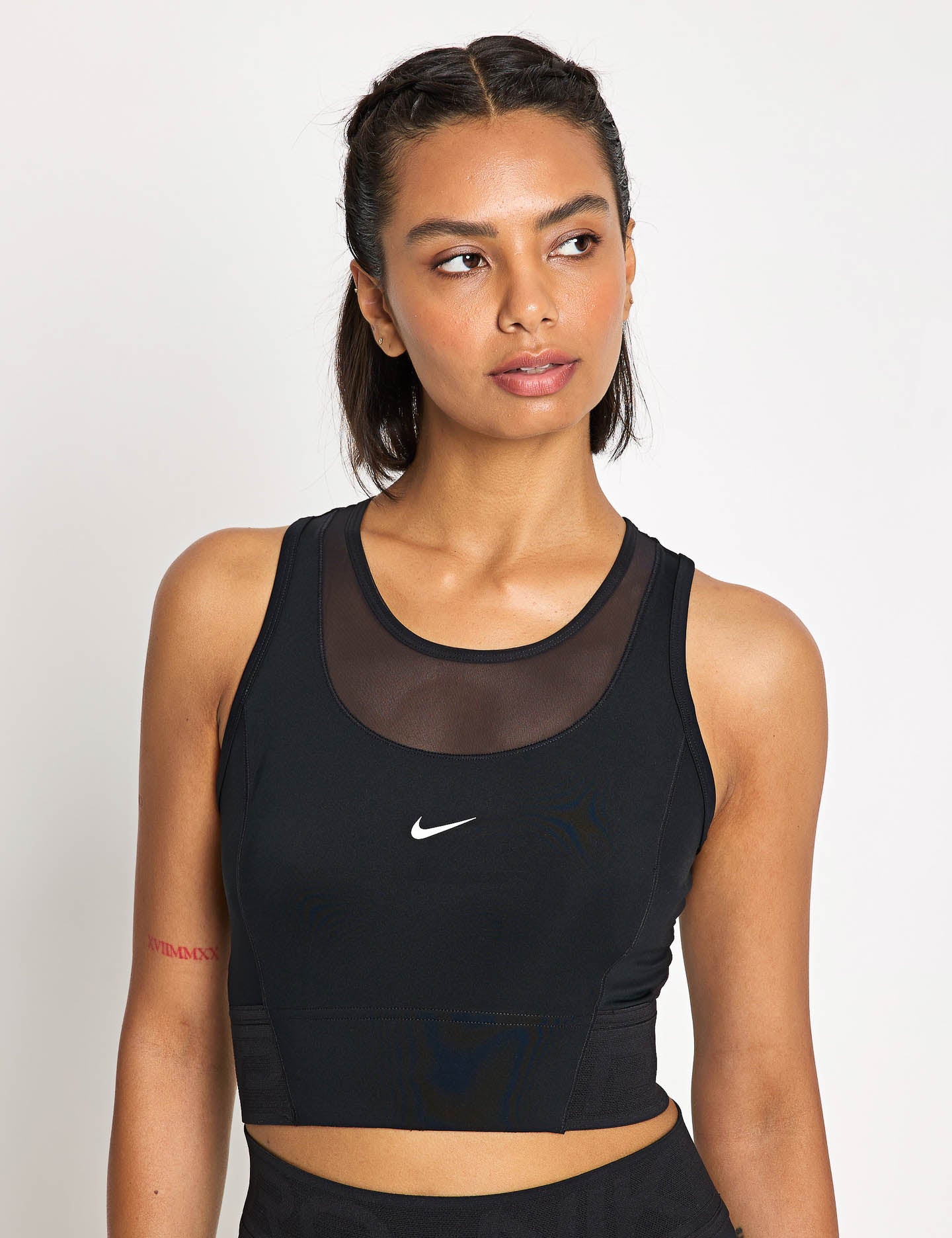 Nike Pro Dri-FIT Cropped Workout Tank Top for Women - Moisture-Wicking, Breathable & Quick-Dry - Black/White - Perfect for Gym, Yoga & Running