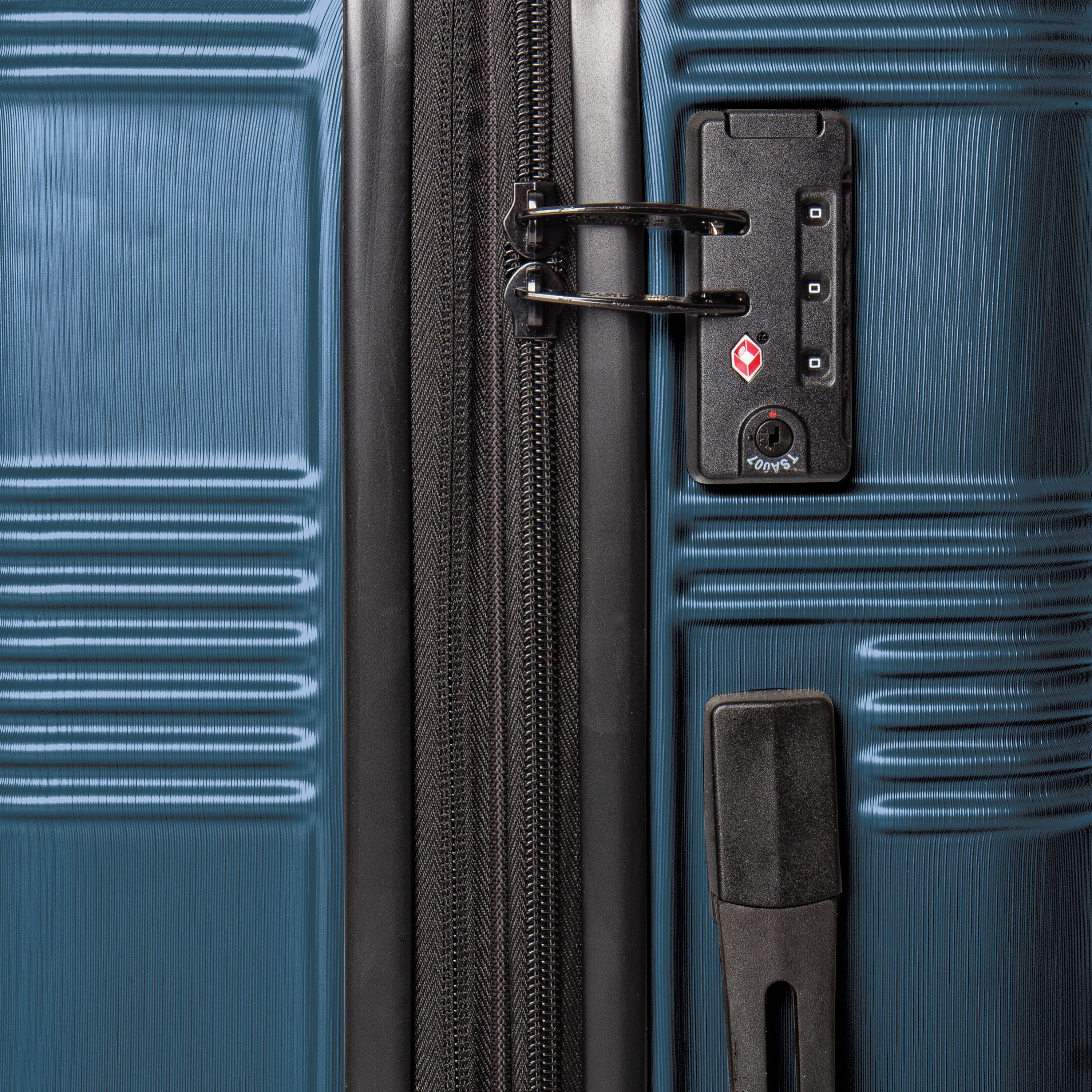 American Tourister Unify Spinner Large Expandable Suitcase - 28