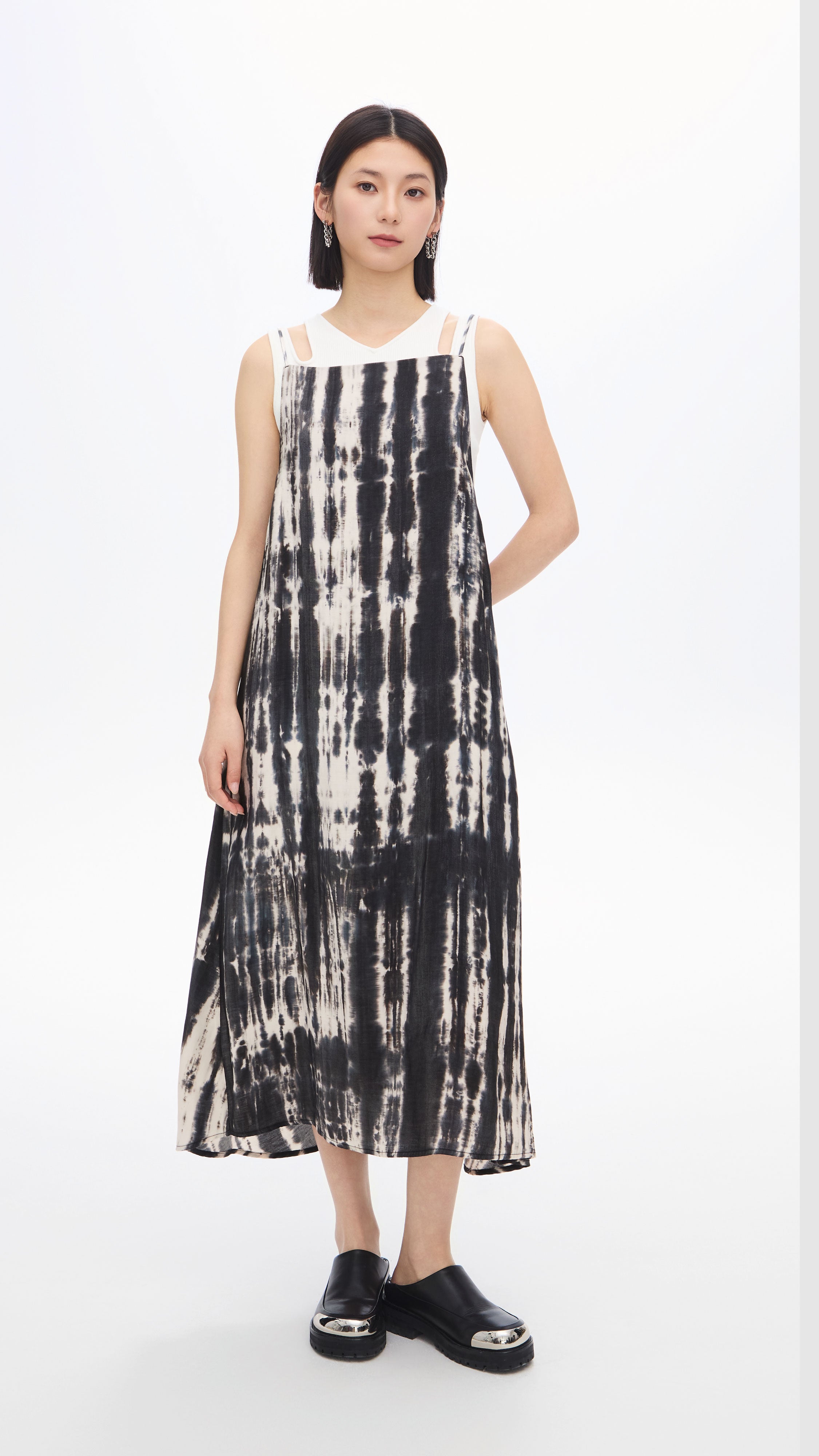 Vibrant Tie-Dyed Summer Dress for Women | Boho Chic Flowy Maxi Dress | Perfect for Beach, Festivals & Casual Outings