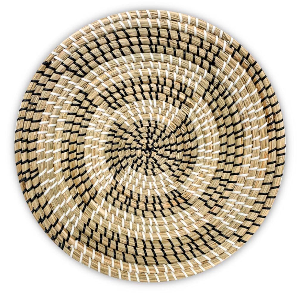 MARLIC Rattan Wall Decor - Handwoven Hanging Wall Basket for Bedroom & Living Room - Boho Round Seagrass Fruit Basket - 13.8 Inch Home Decoration - Perfect for Farmhouse, Bohemian & Coastal Style Interiors