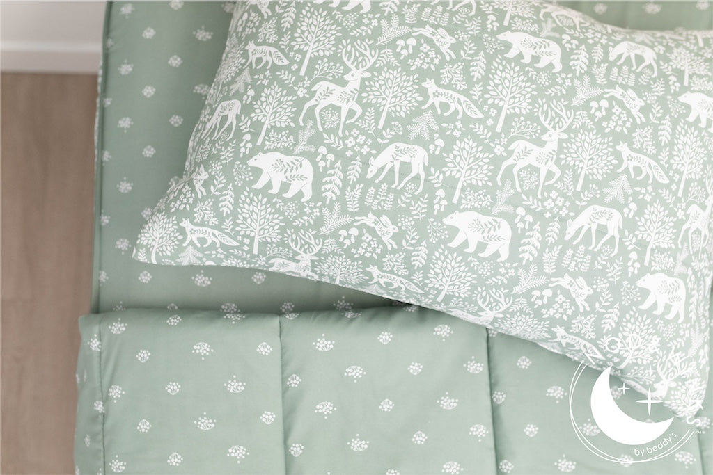 Into The Woods Zipper Bedding Set - Soft & Breathable Bed Sheets with Zipper Closure - Perfect for Kids, Teens & Adults - Ideal for Bedrooms, Dorms & Guest Rooms
