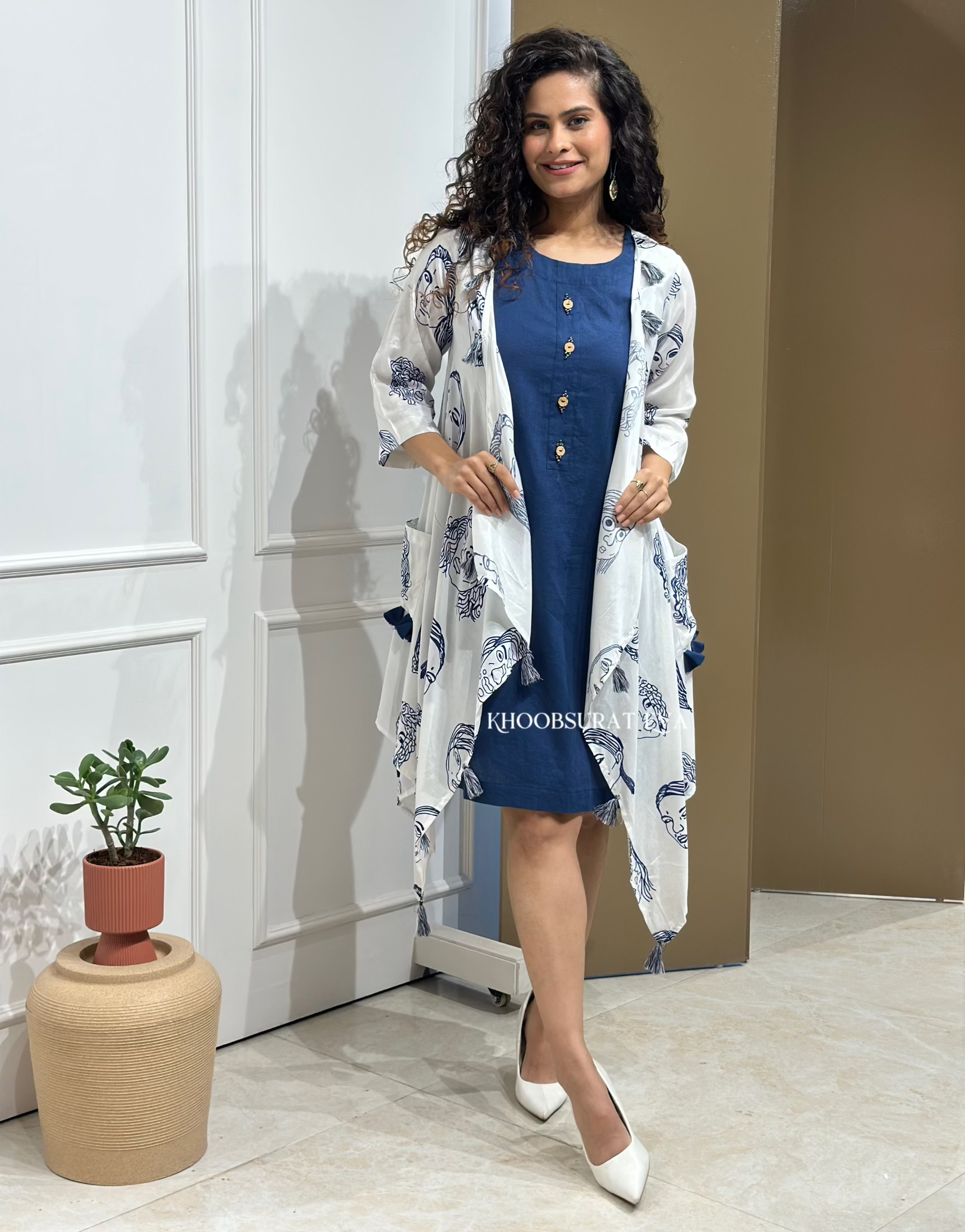 Stylish Women's Jacket and Dress Set - Fashionable Outfit Combo for Casual Wear, Office, and Date Nights