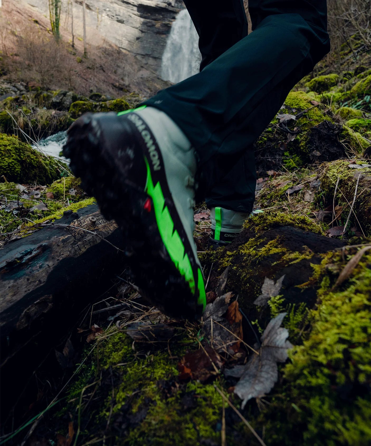 Men's Cross Hike 2 Mid Gore-Tex Waterproof Hiking Boots - Durable Outdoor Shoes for Trail Walking & Mountain Climbing - Perfect for Camping, Backpacking & Winter Adventures