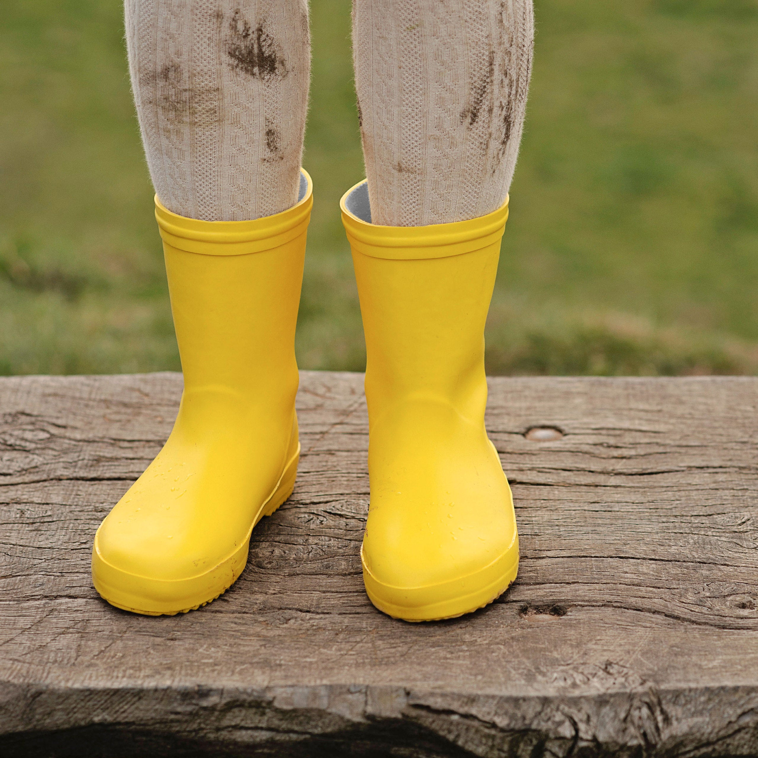 Kids' Waterproof Wellington Boots - Durable Rain Boots for Boys & Girls - Perfect for Outdoor Play, Puddles & Gardening
