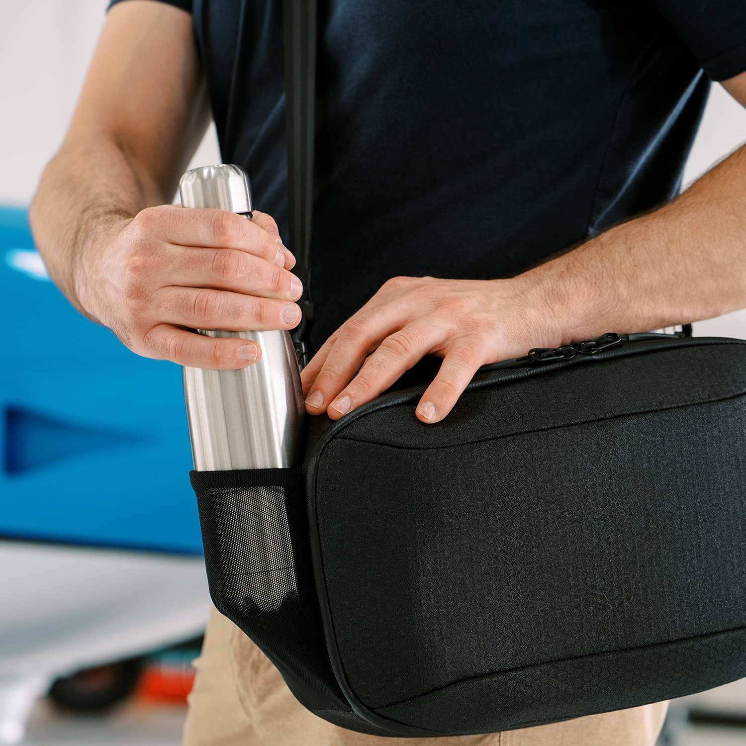 Stealth Pilot Flight Bag - Durable Ballistic Nylon Aviation Bag for Headset, Tablet & Logbook Storage - Perfect for Commercial & Private Pilots - Ideal for Travel, Training & Everyday Use