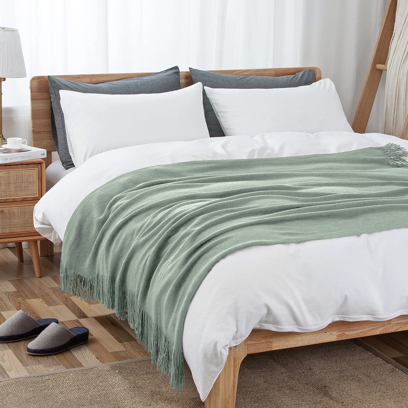 Vonty Sage Green Knitted Blanket with Tassels Fringe 50