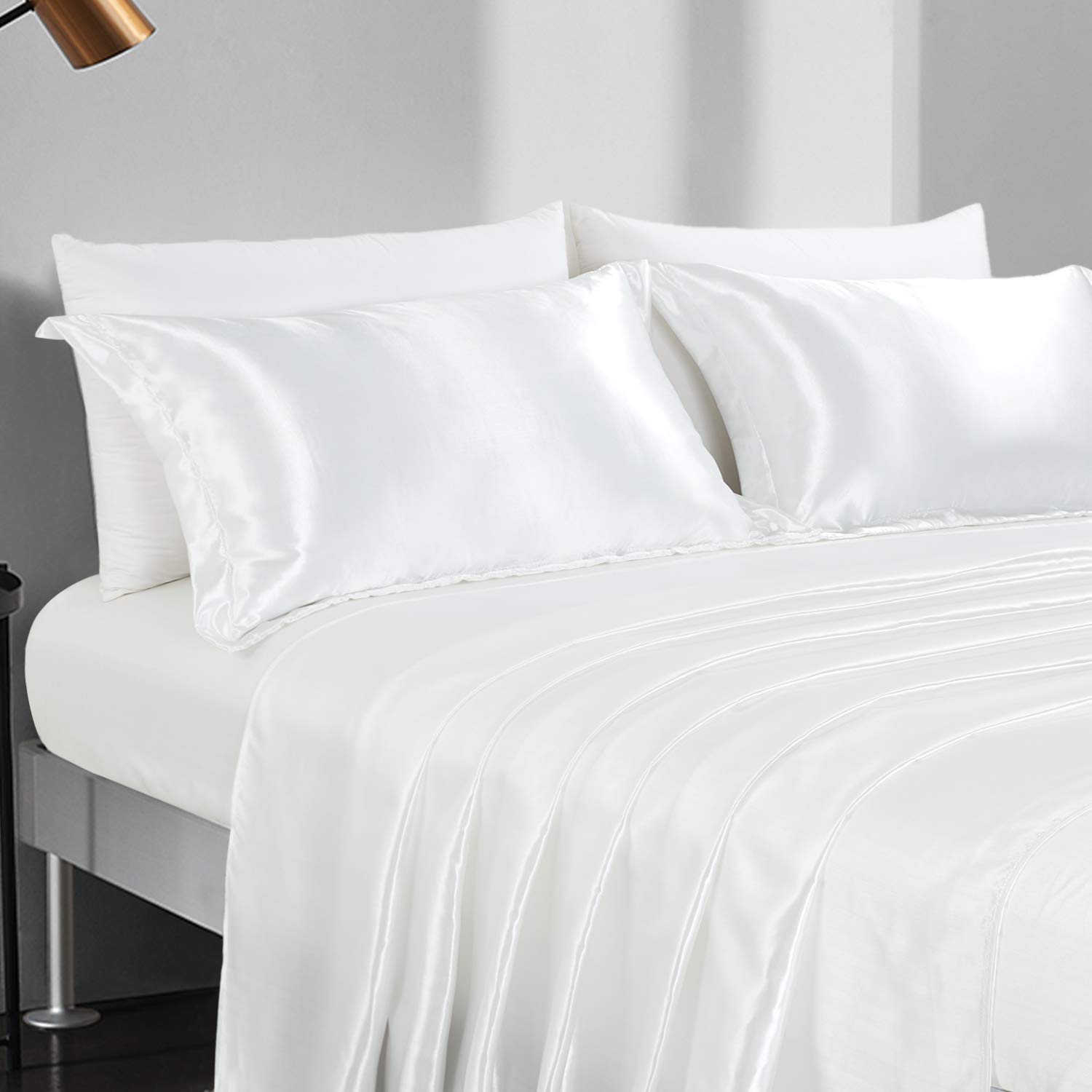 Luxury 100% Satin Queen Bed Sheets Set - 4 Piece Ultra Soft & Silky Bedding with 16