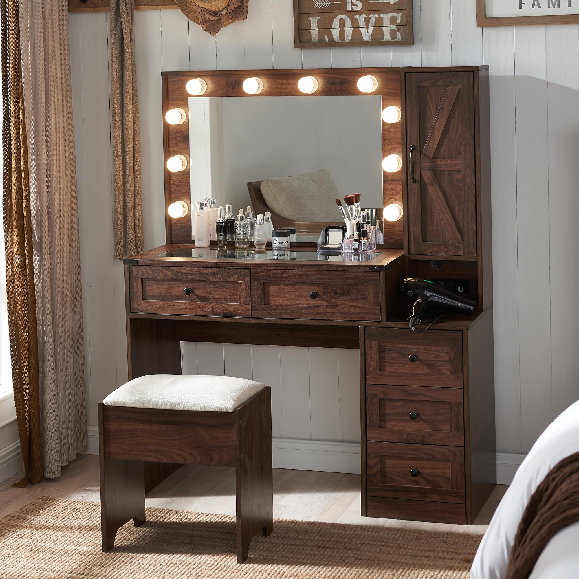 Farmhouse Vanity Makeup Desk with USB Charging Station, 43