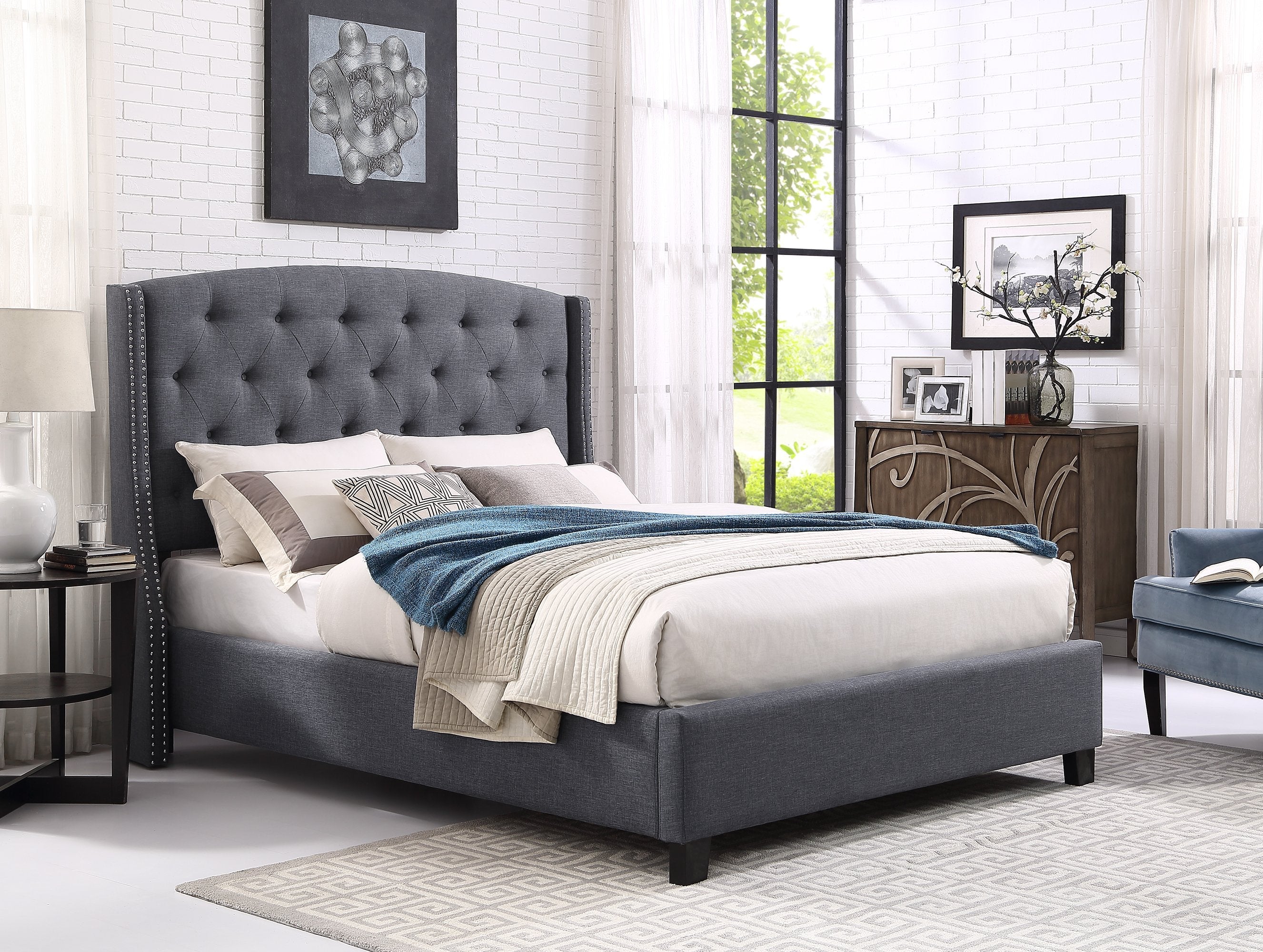 Roundhill Furniture Nantarre Fabric Button Tufted Wingback Upholstered Queen Bed with Nail Head Trim in Gray - Luxurious Bedroom Furniture for Master Suite or Guest Room Decor