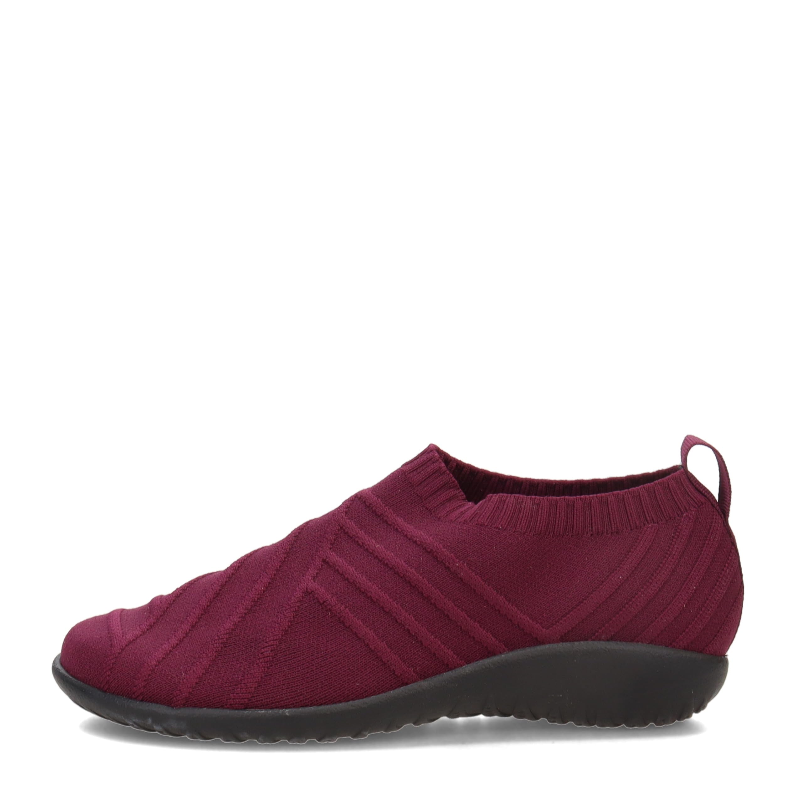 NAOT Women's Okahu Comfortable Leather Sandals - Stylish & Supportive Footwear for Walking, Travel & Everyday Wear