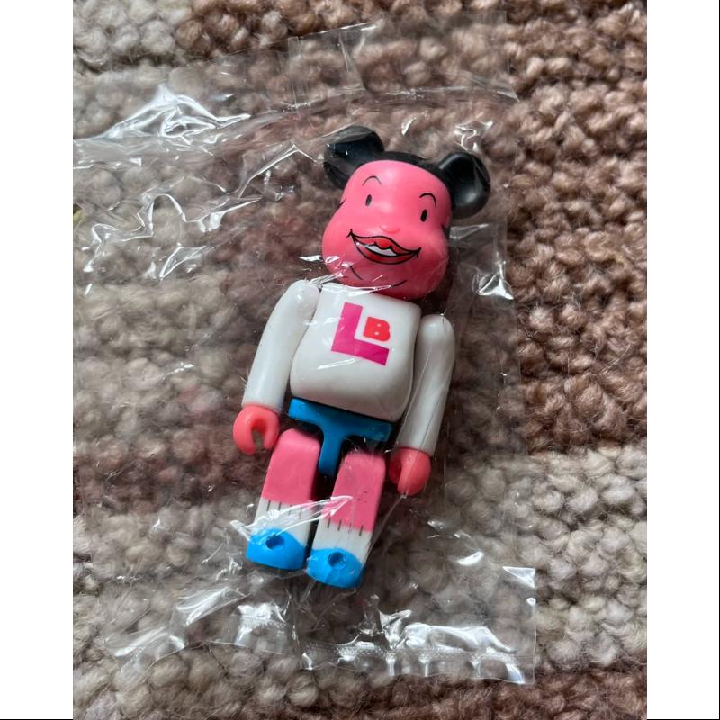 Bearbrick Series 7 ARTIST LB 100% Collectible Vinyl Figure - Limited Edition Art Toy for Display & Collection - Perfect for Home Decor, Office Display, and Gift Giving