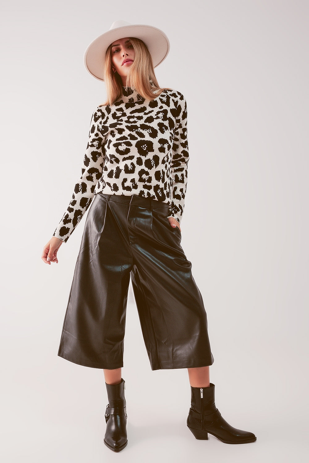 Black Faux Leather Wide Leg Pants for Women - Stylish & Comfortable High Waist Trousers for Casual Outings, Office Wear & Evening Events