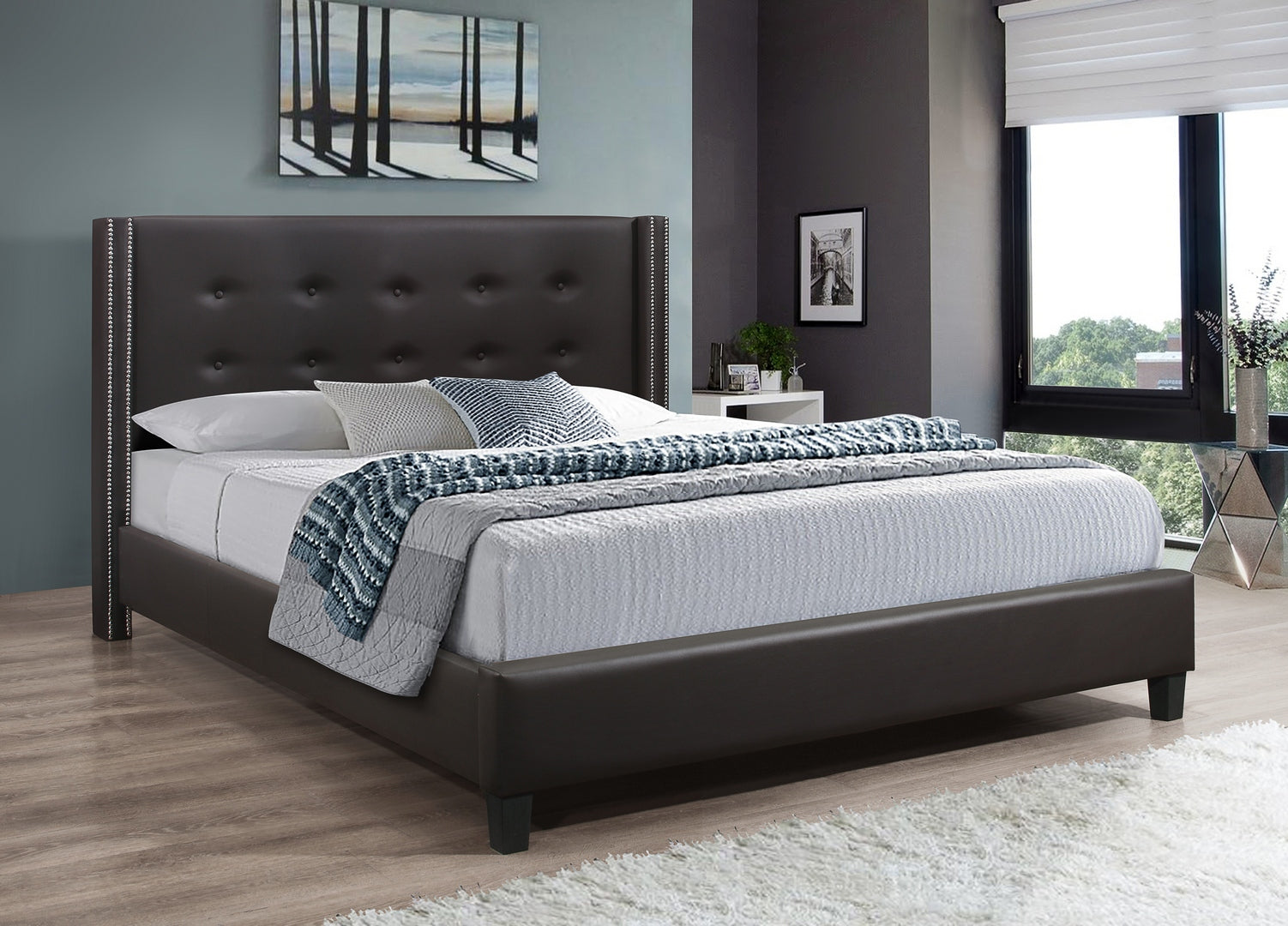 **5415 Brown PU Upholstered Bed Frame - Queen Size, Modern Bedroom Furniture for Home Decor & Comfort**    *(Use in master bedrooms, guest rooms, or apartments for a stylish and cozy sleep experience.)*