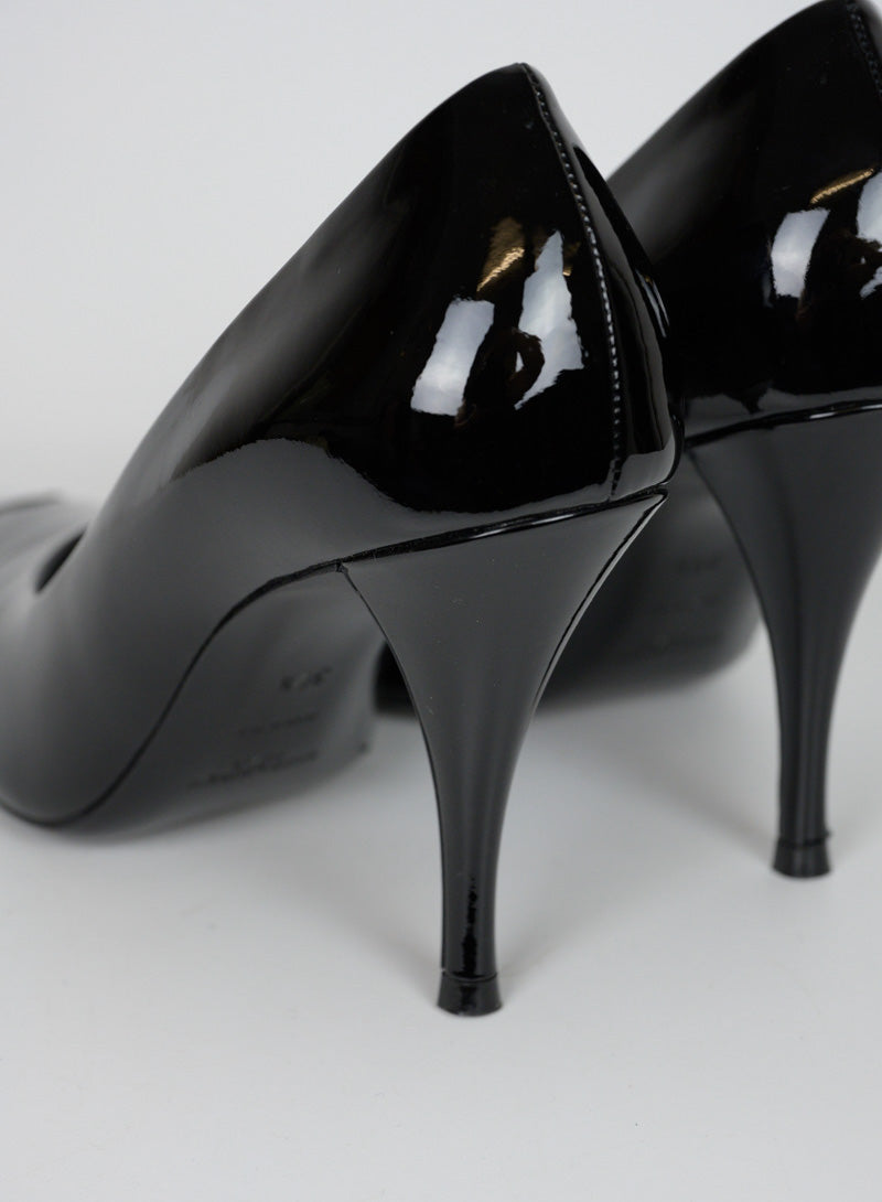 Saint Laurent Black Vernis Décolléte Heels Size 38.5 - Elegant High Heels for Women, Perfect for Evening Parties & Formal Events