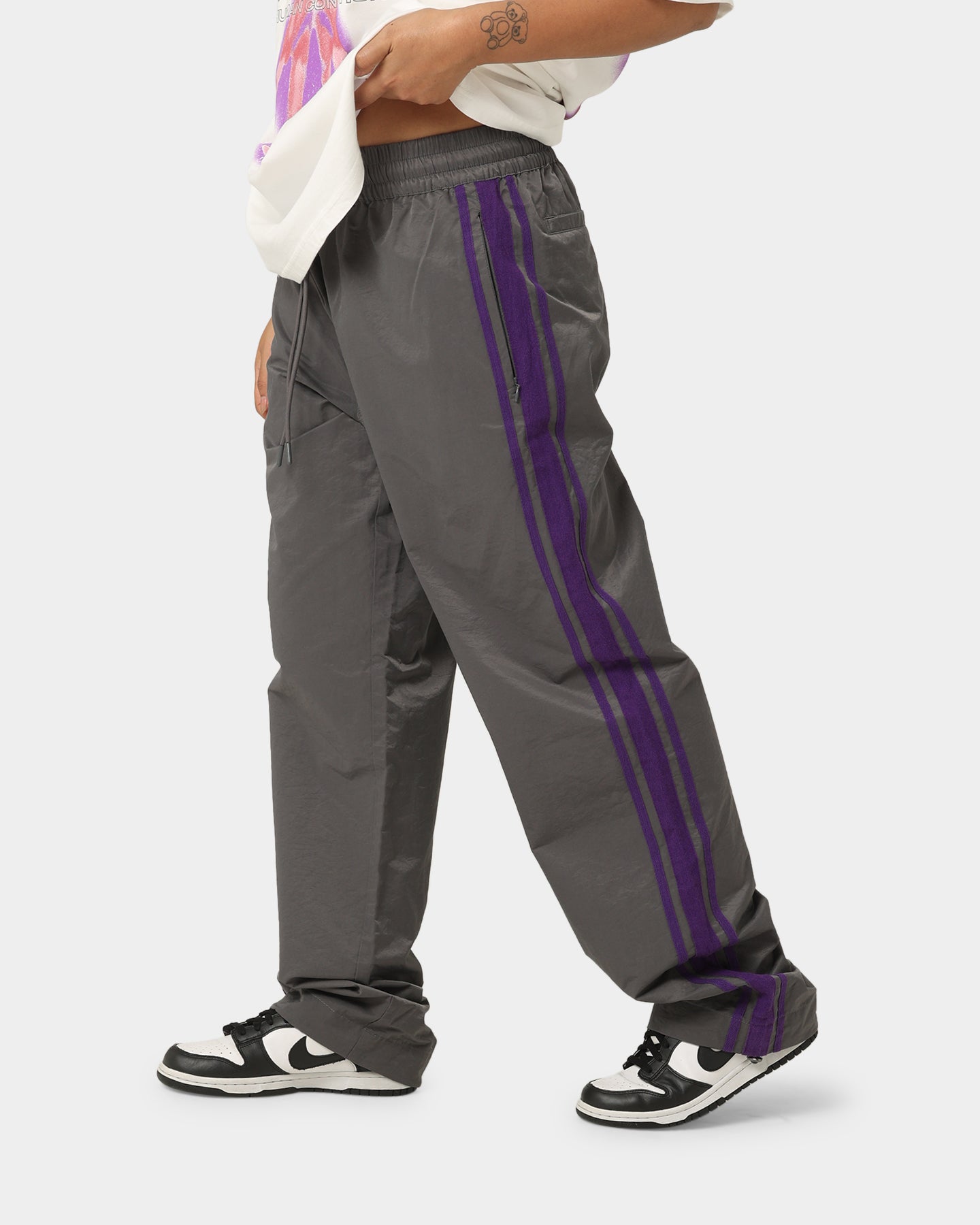 404 Racer Trackpant Charcoal/Purple - Men's Athletic Joggers for Running, Gym & Casual Wear - High-Performance Workout Pants with Moisture-Wicking Fabric