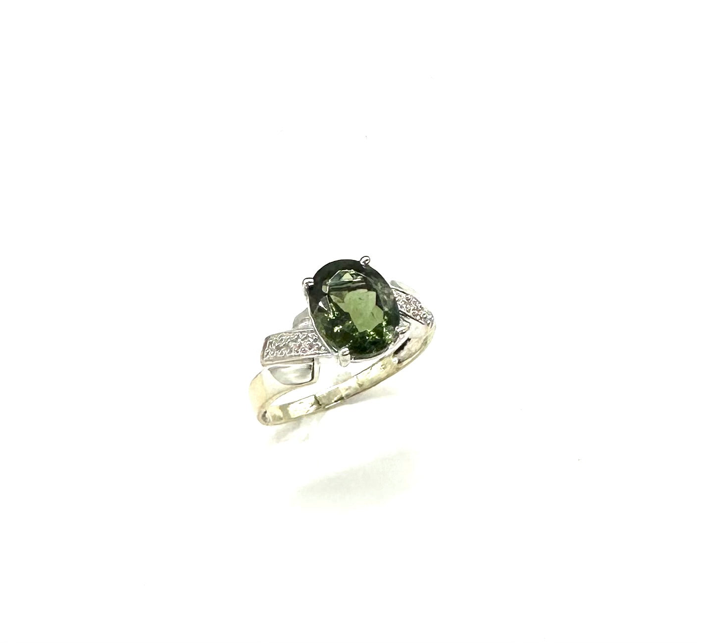 Exquisite Oval Peridot & Diamond Accent Ring - 14K Gold Dainty Birthstone Jewelry for Women - Perfect for August Birthdays, Anniversary Gifts & Special Occasions