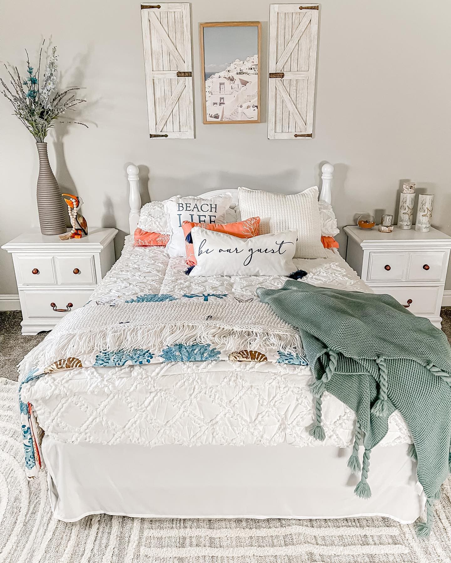 Coastal Reef Feather Reversible Quilt Set - King Size Bedding, Soft & Breathable Comforter for All Seasons | Perfect for Beach House, Guest Room & Cozy Bedroom Decor